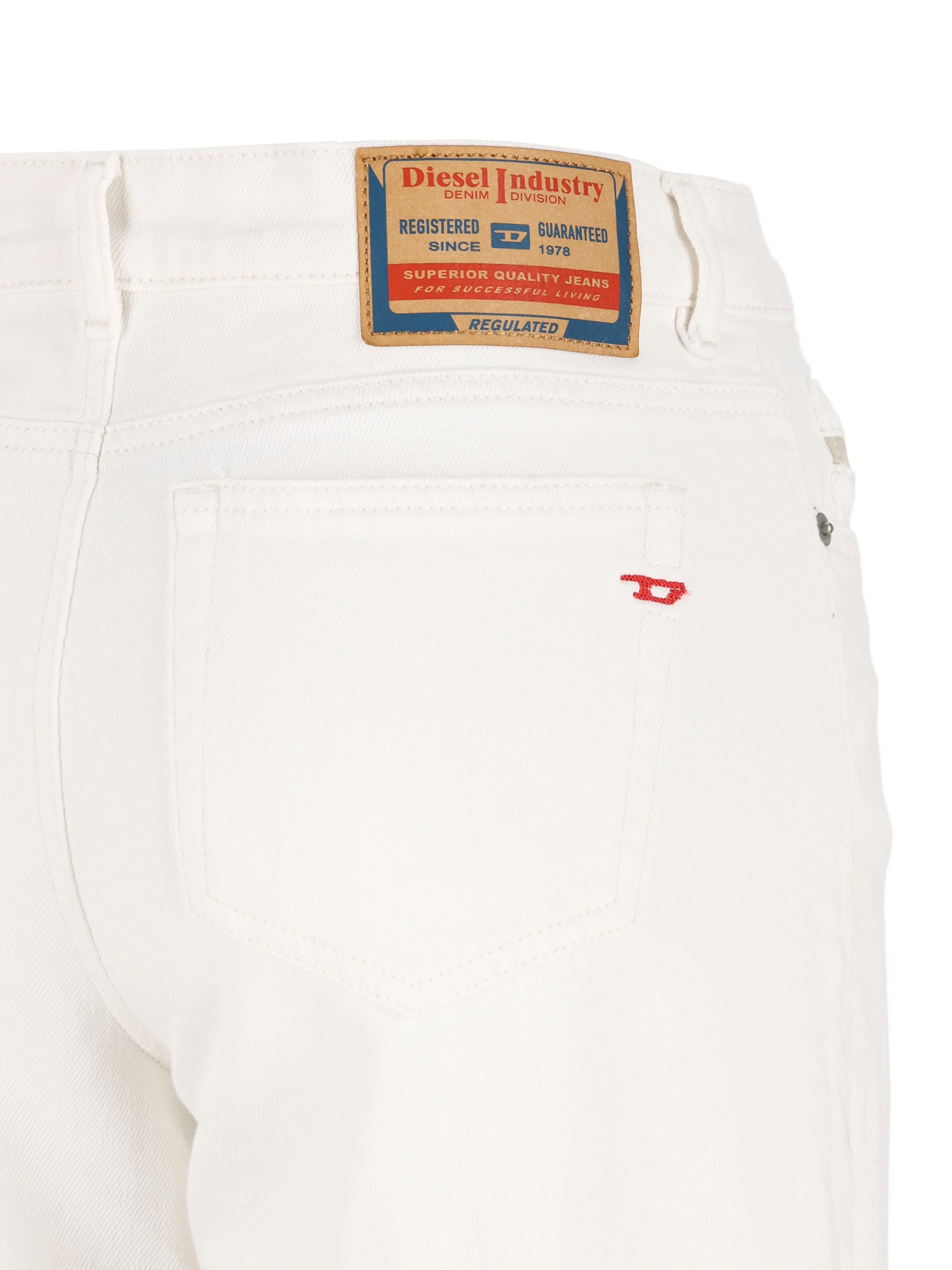 DIESEL Flare Jeans 1978 D-Akemi