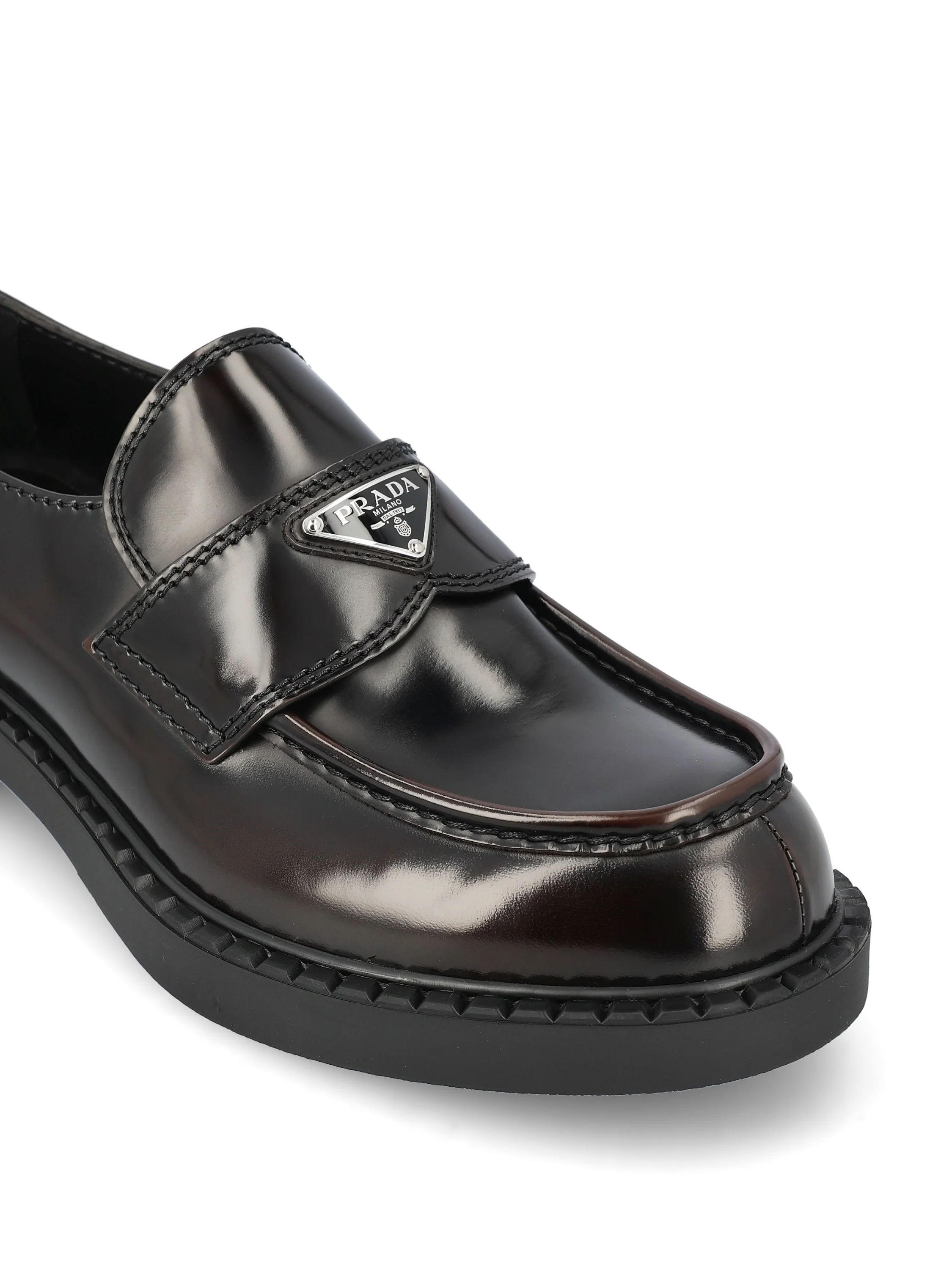 Mocassini in pelle. 2DE127 055F0038 PRADA