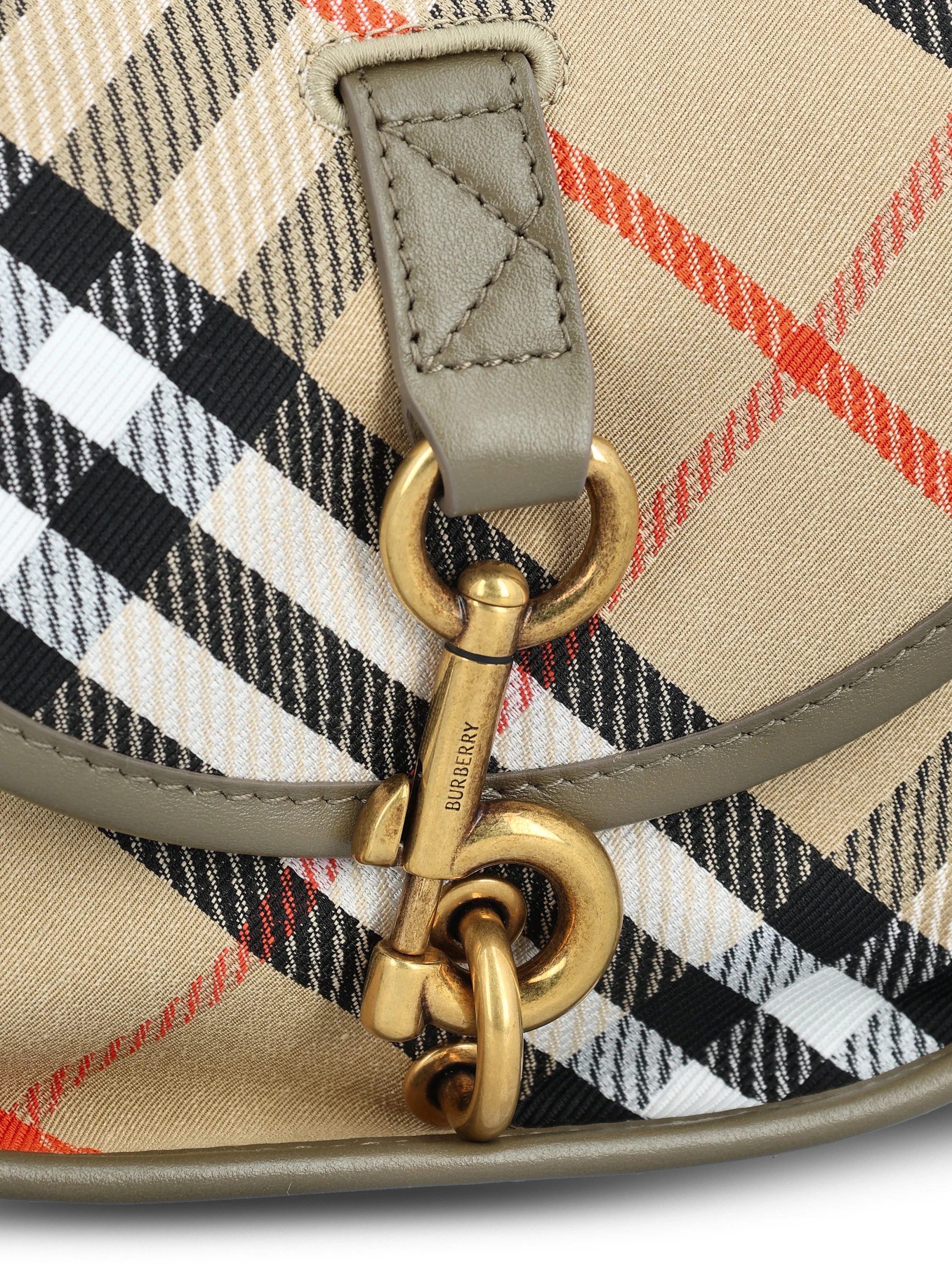Borsa realizzata in poliestere e cotone. 8119657 B9368 BURBERRY