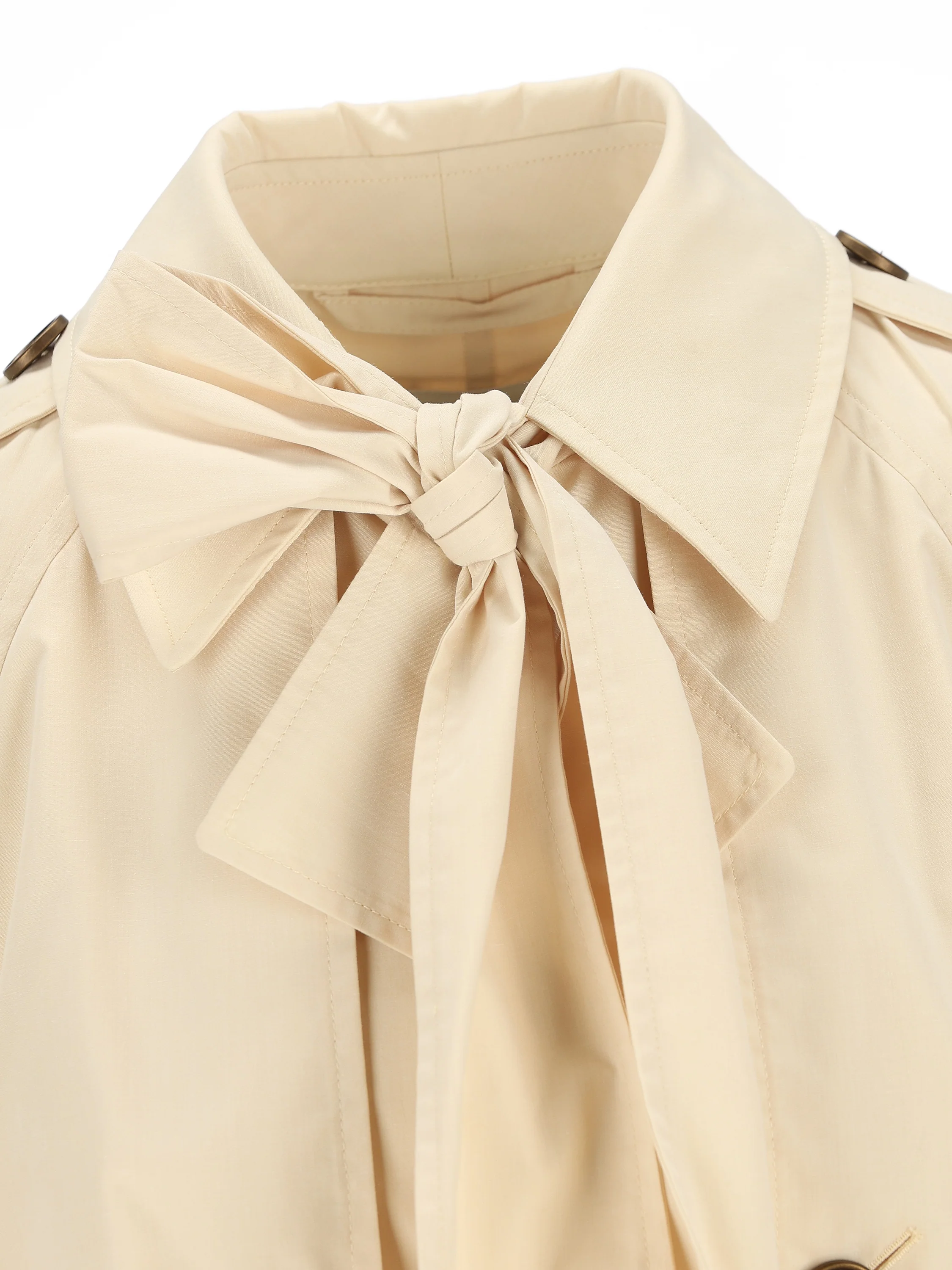 Trench realizzato in poliestere e cotone. 8120869 C1409 BURBERRY 