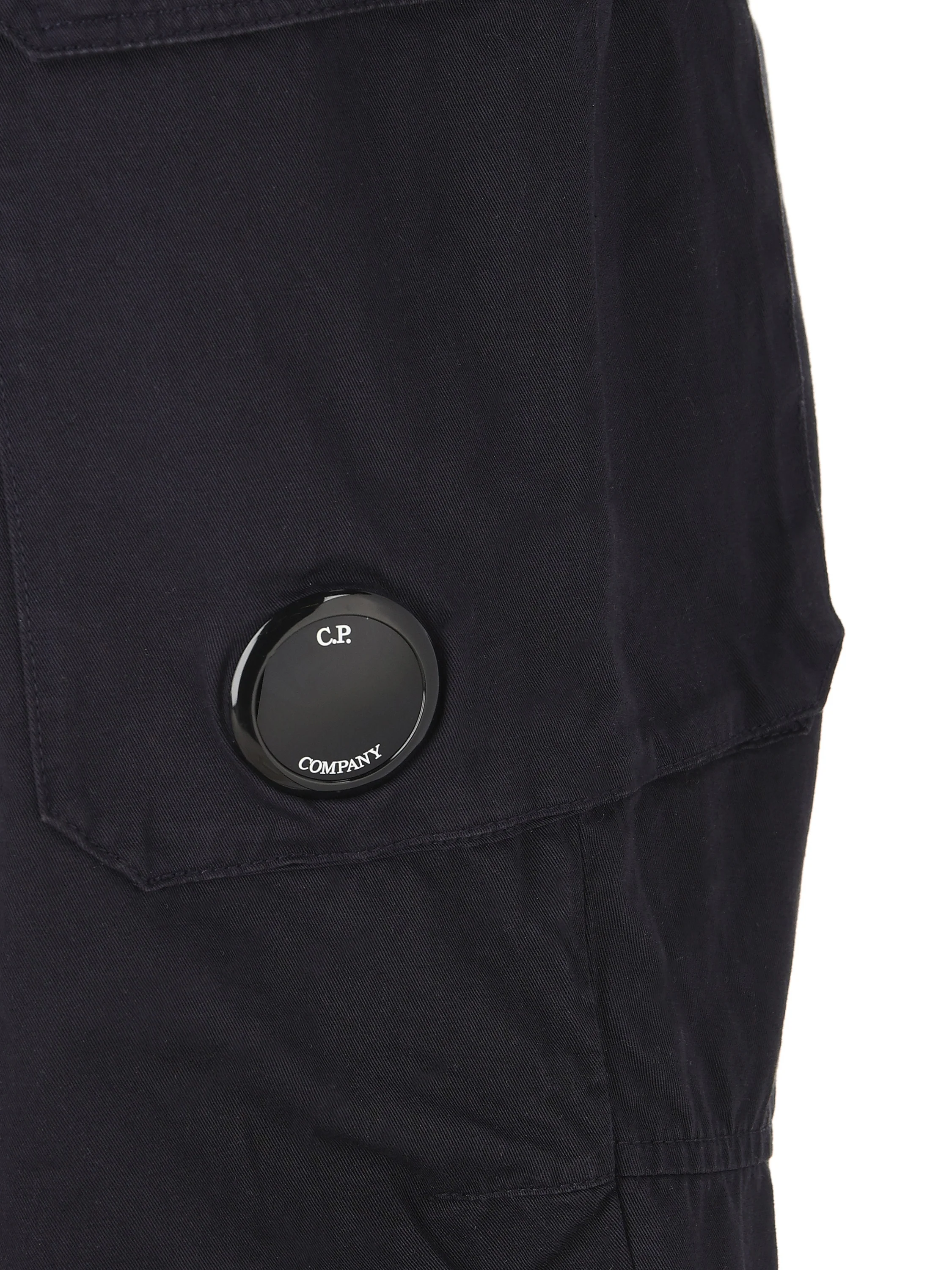 Pantaloni realizzati in cotone. 20CMPA185A 110458G888 C.P COMPANY 