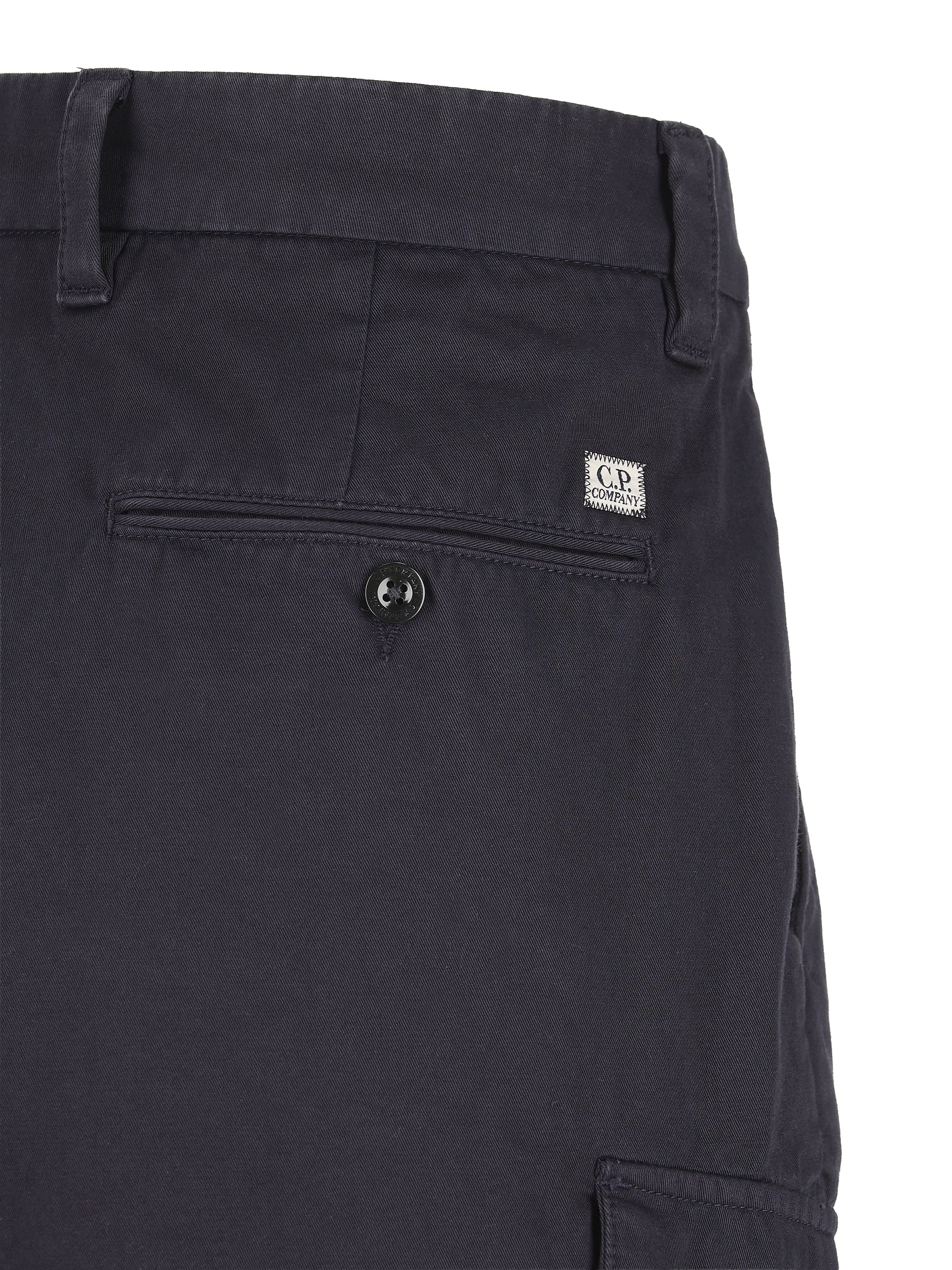 Pantaloni realizzati in cotone. 20CMPA185A 110458G888 C.P COMPANY 
