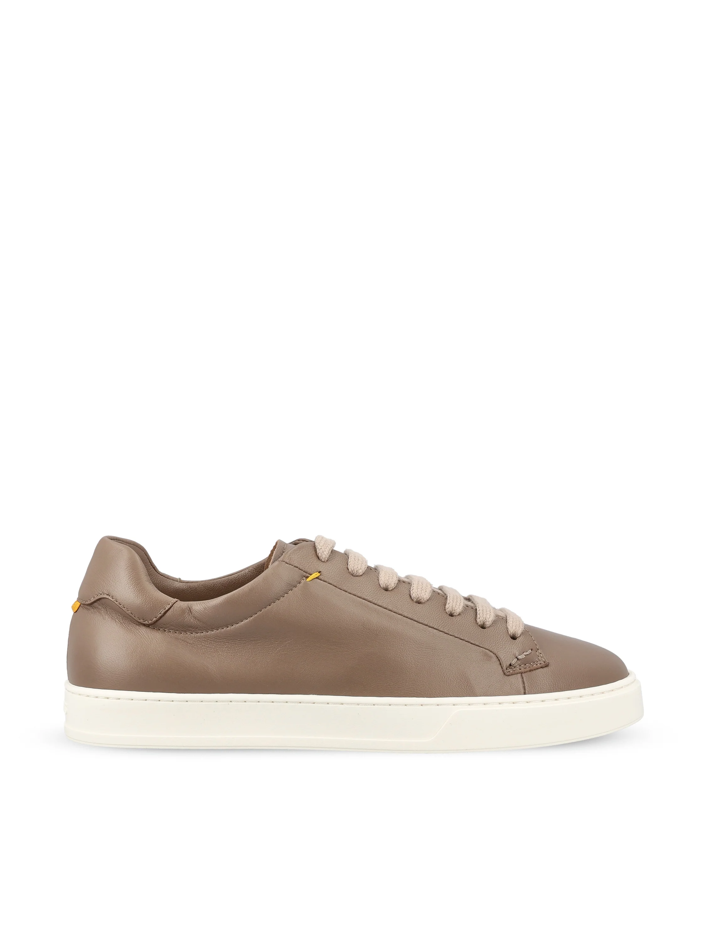 Sneakers realizzate in pelle. DU3552SPENUF281 EM05 DOUCAL'S 