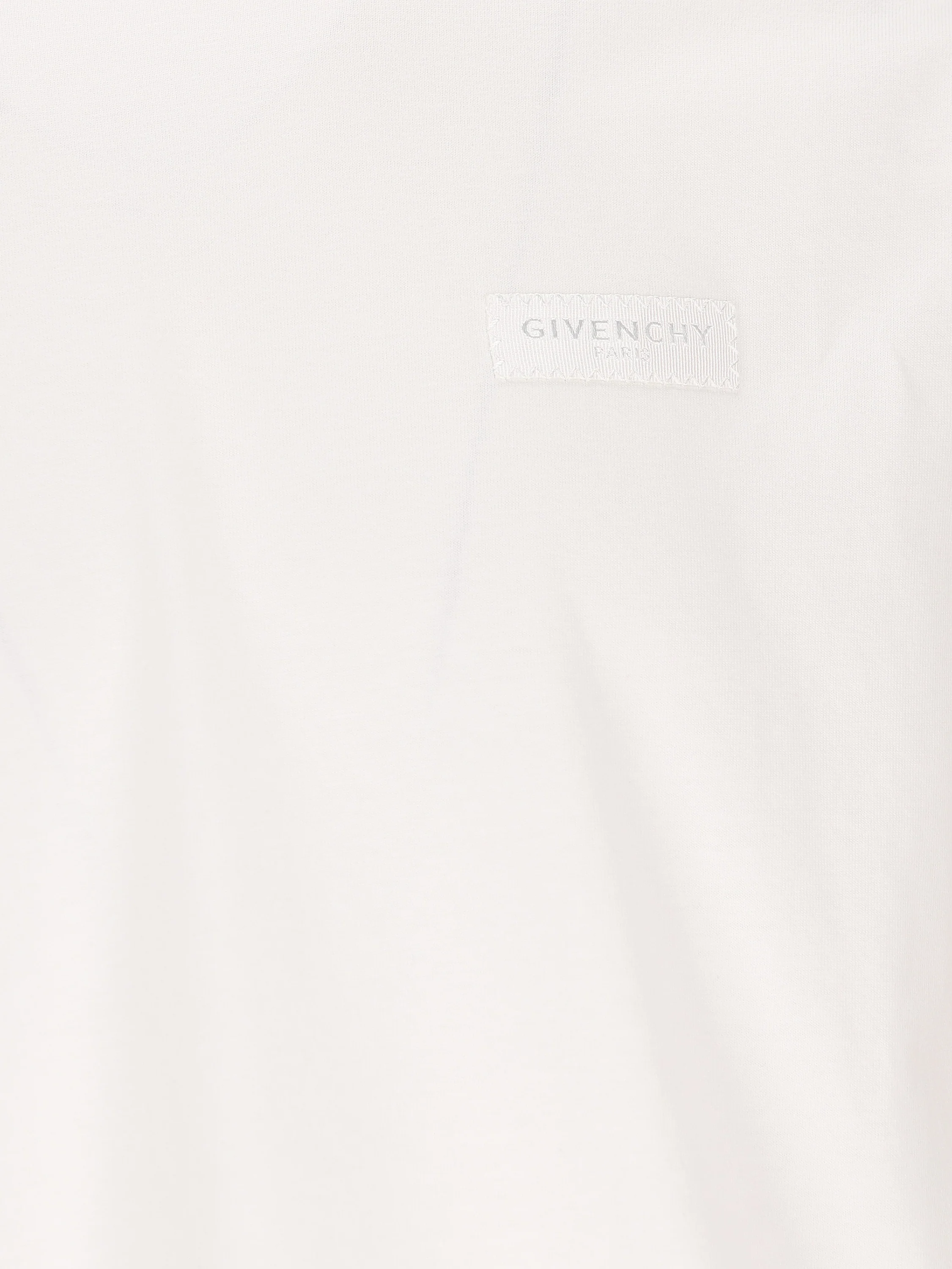 T-Shirt realizzata in cotone. BM71NK3YSJ 100 GIVENCHY 