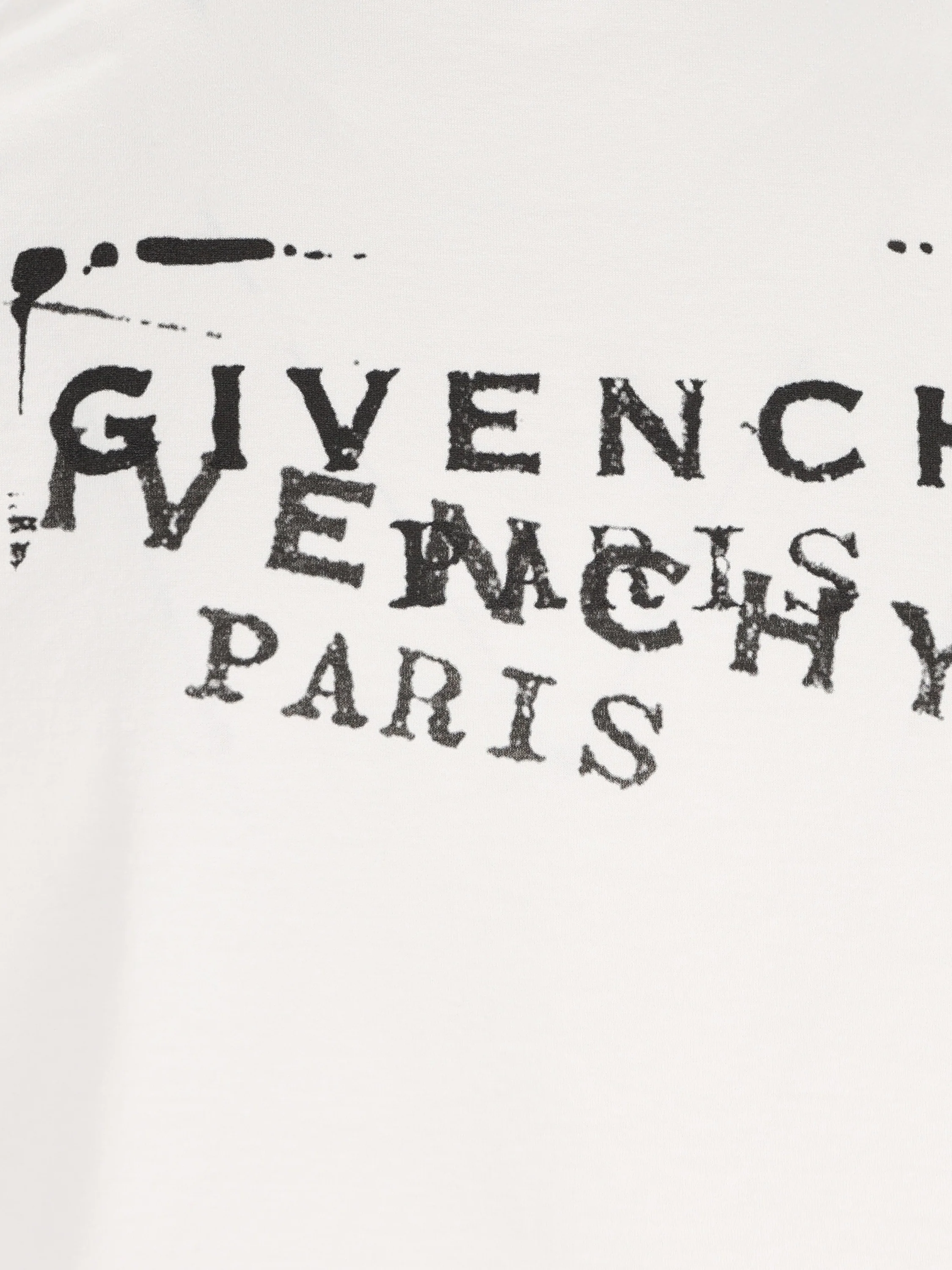 T-Shirt realizzata in cotone. BW70FJP7A7 100 GIVENCHY 