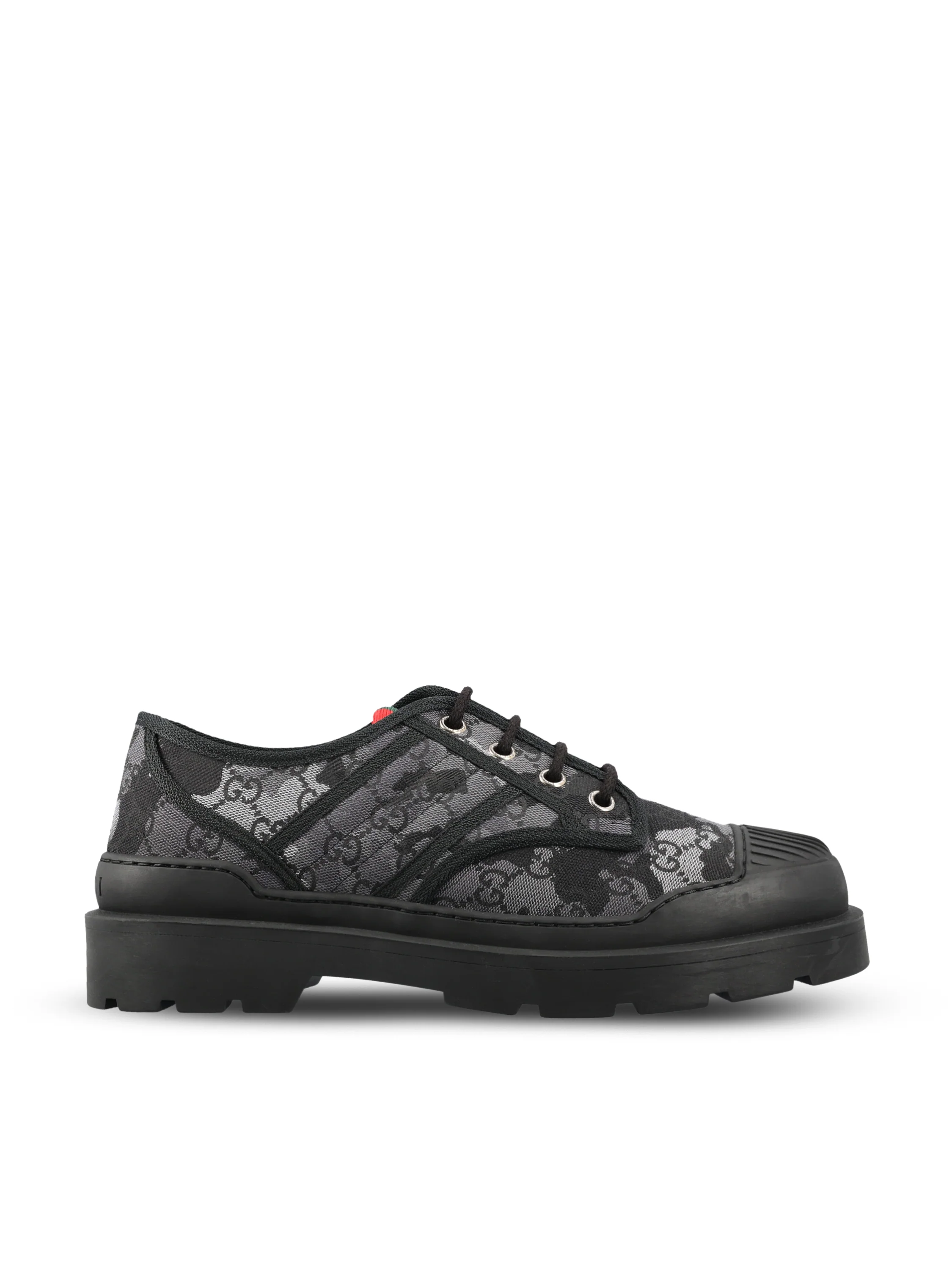 Stringata realizzata in tessuto GG. 848027 FAFLX8466 GUCCI 