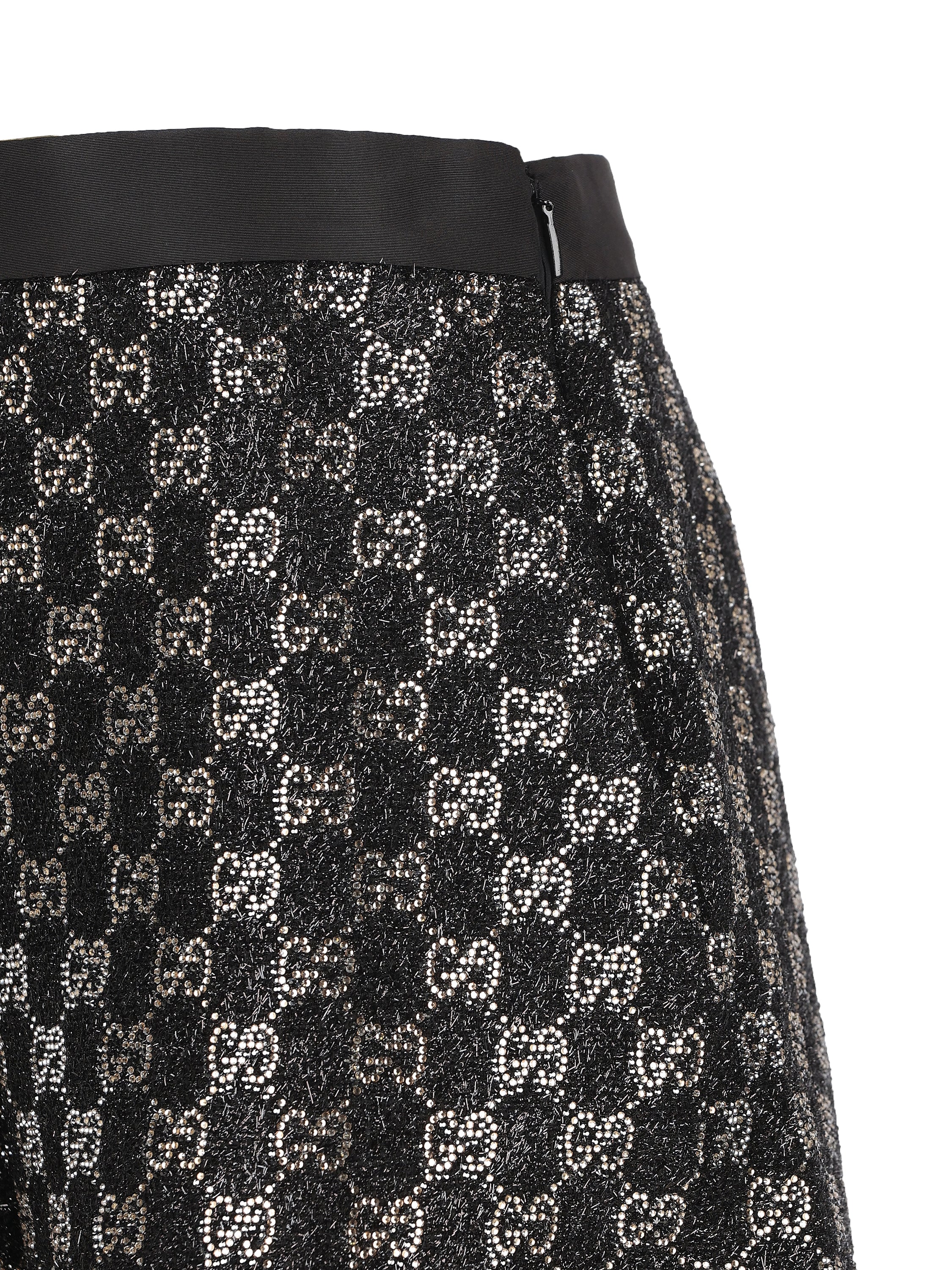 Shorts realizzati in tweed di lana. 853382 ZARWY1000 GUCCI 