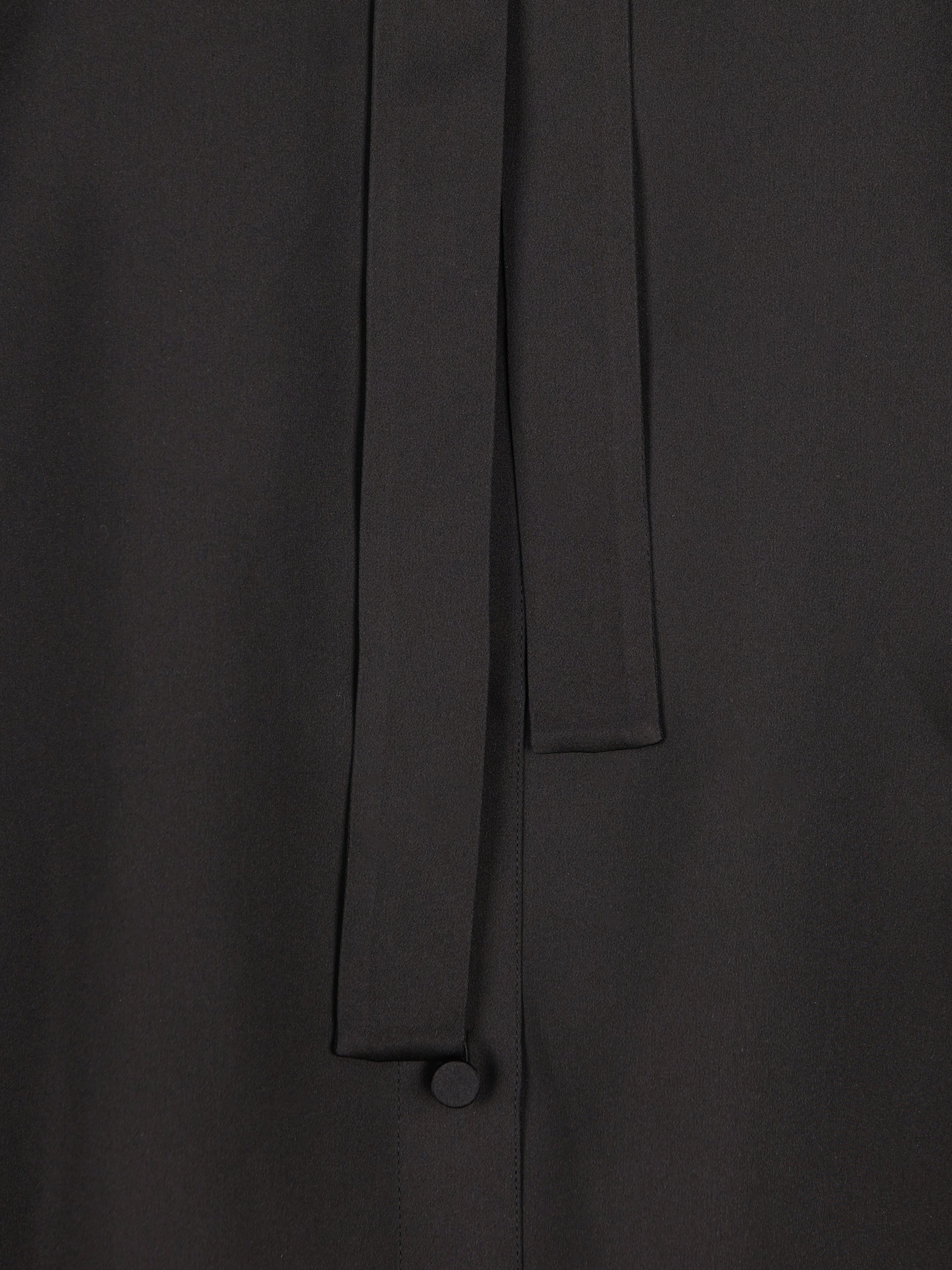 Camicia realizzata in seta. 860509 ZHS191000 GUCCI 