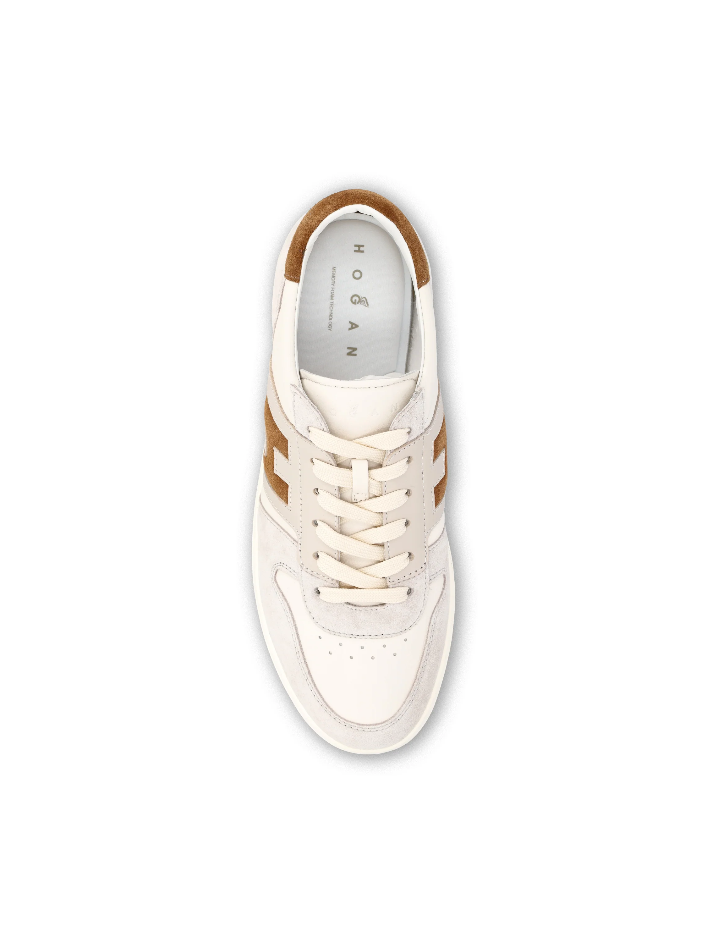 Sneakers realizzate in pelle scamosciata. HXM6680FZ00UHC 687M HOGAN 