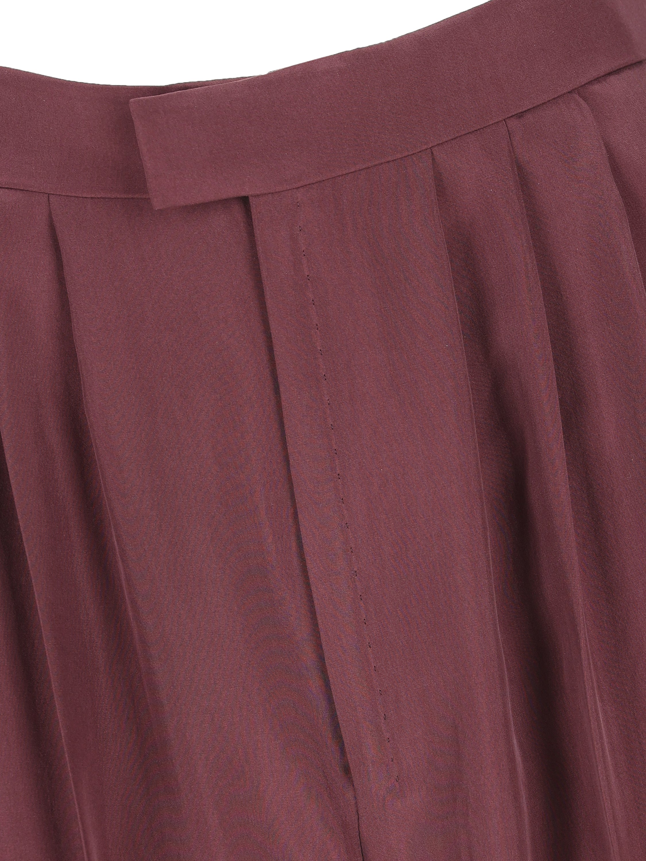 Pantaloni realizzati in seta. 856580 Y6J785060 SAINT LAURENT 
