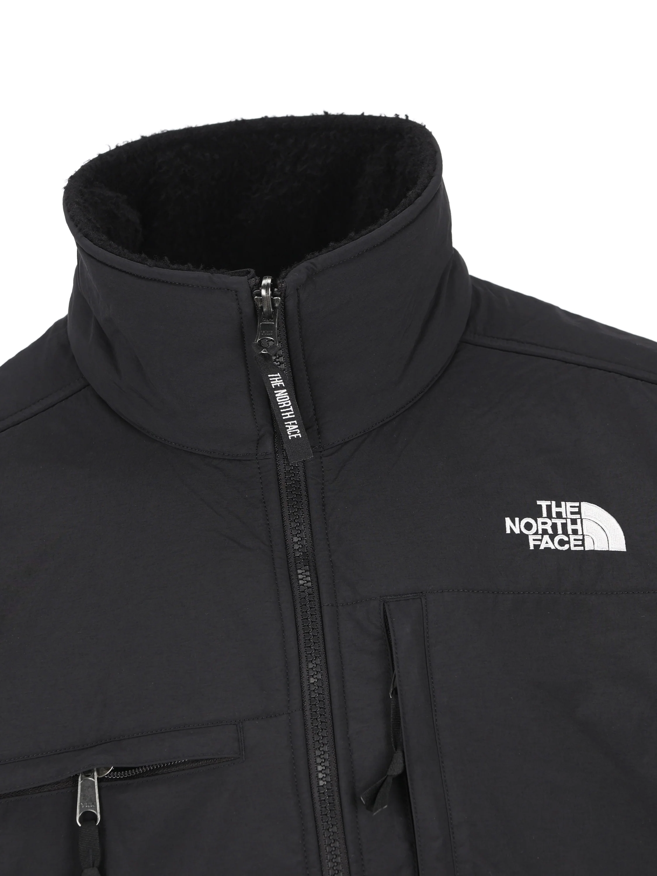 Giacca realizzata in nylon riciclato. NF0A8FH2 JK31 THE NORTH FACE 