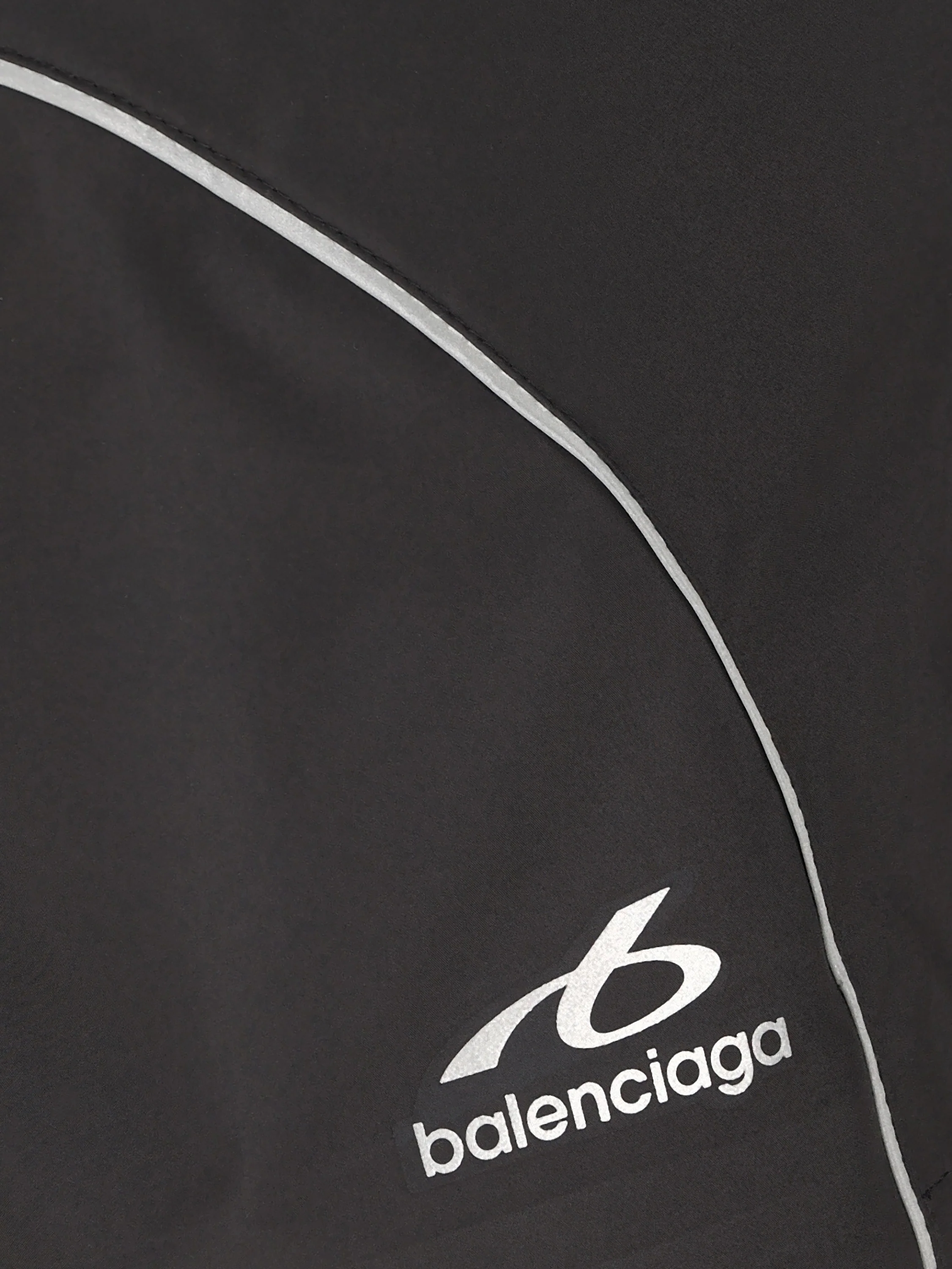 Shorts in poliestere. A002BC TUO411000 BALENCIAGA 