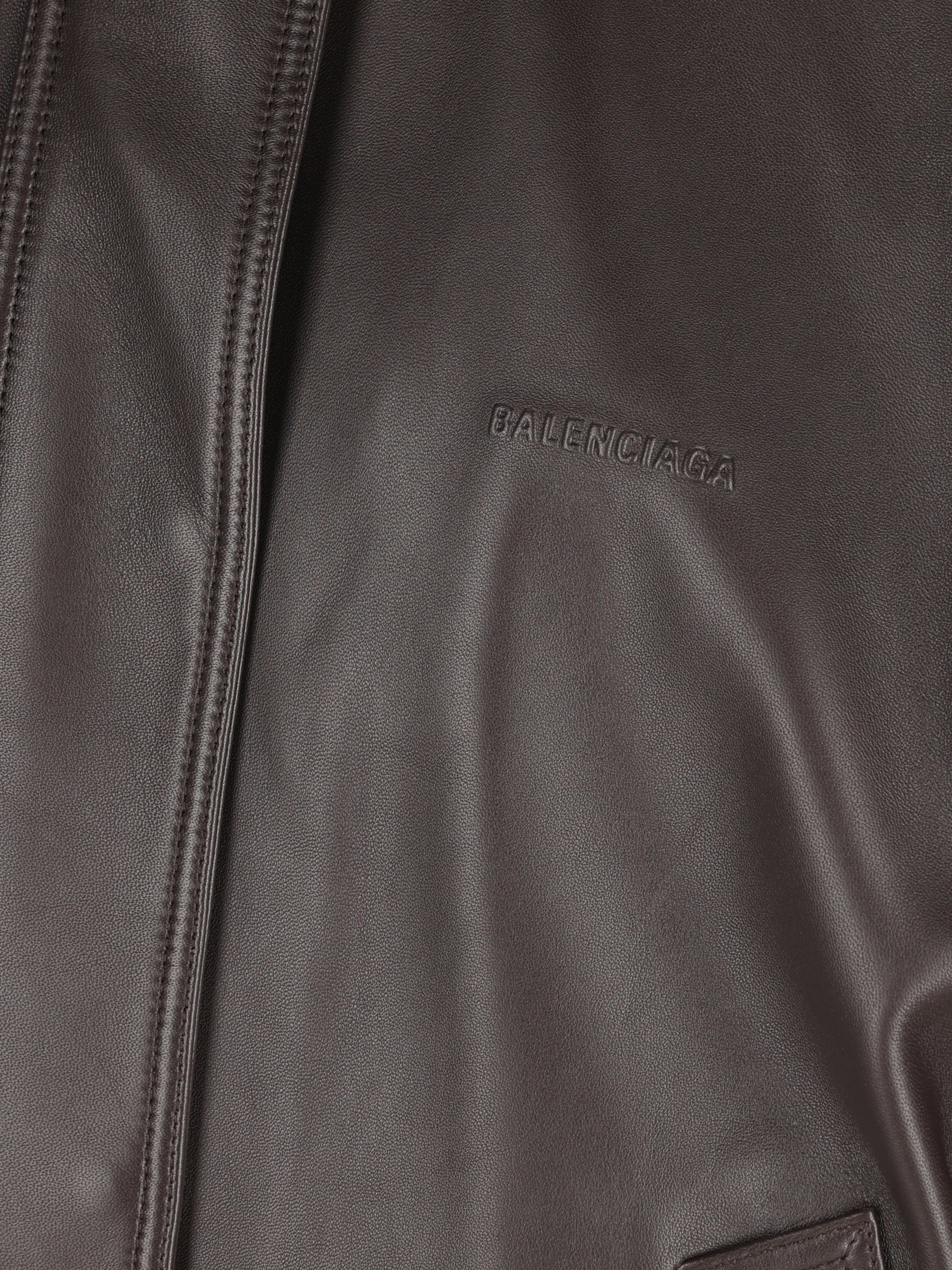 Blouson realizzato in pelle. A002FV TUS302505 BALENCIAGA 