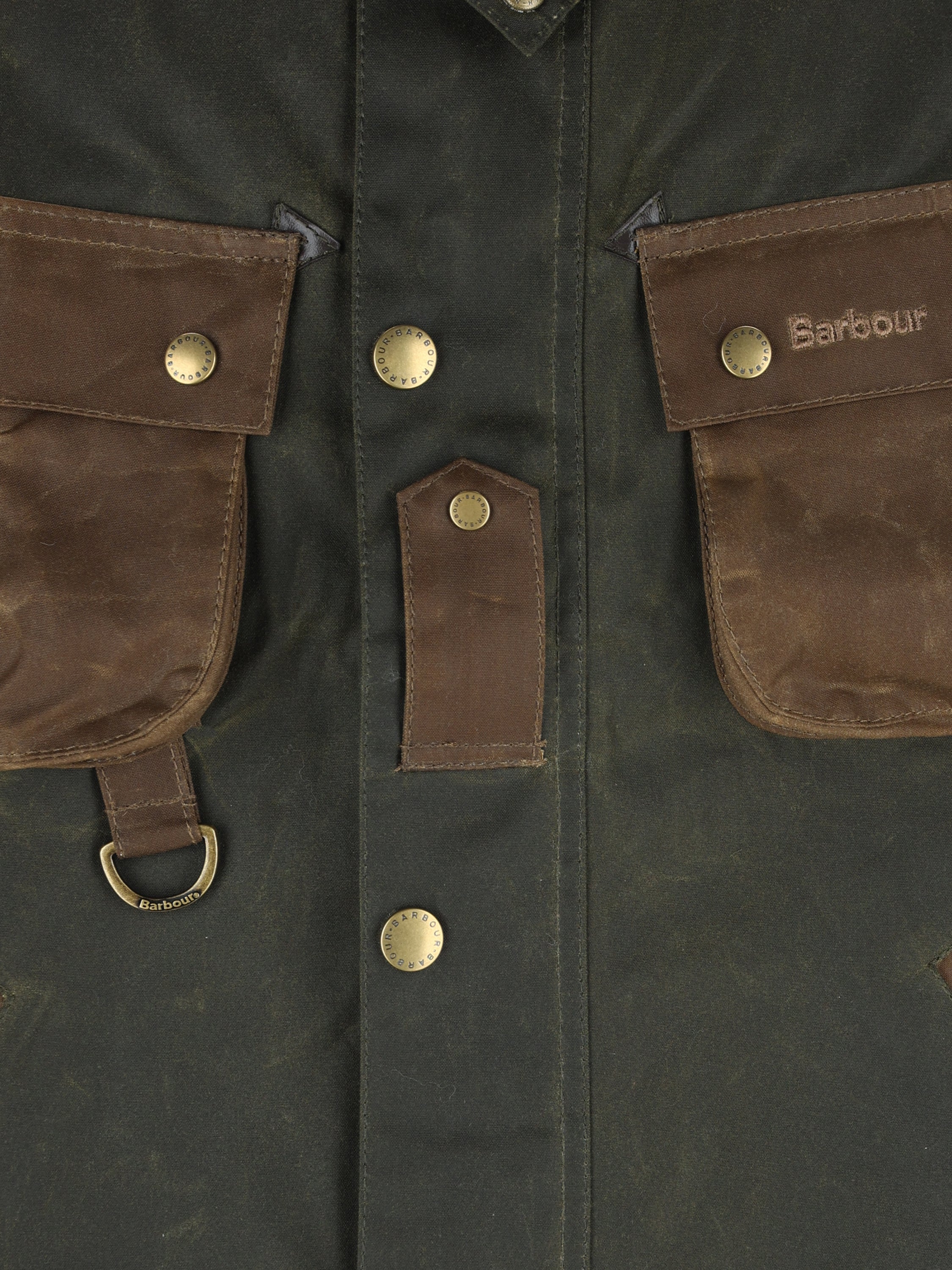 Giacca realizzata in cotone cerato. MWX2550 MWXOL51 BARBOUR 