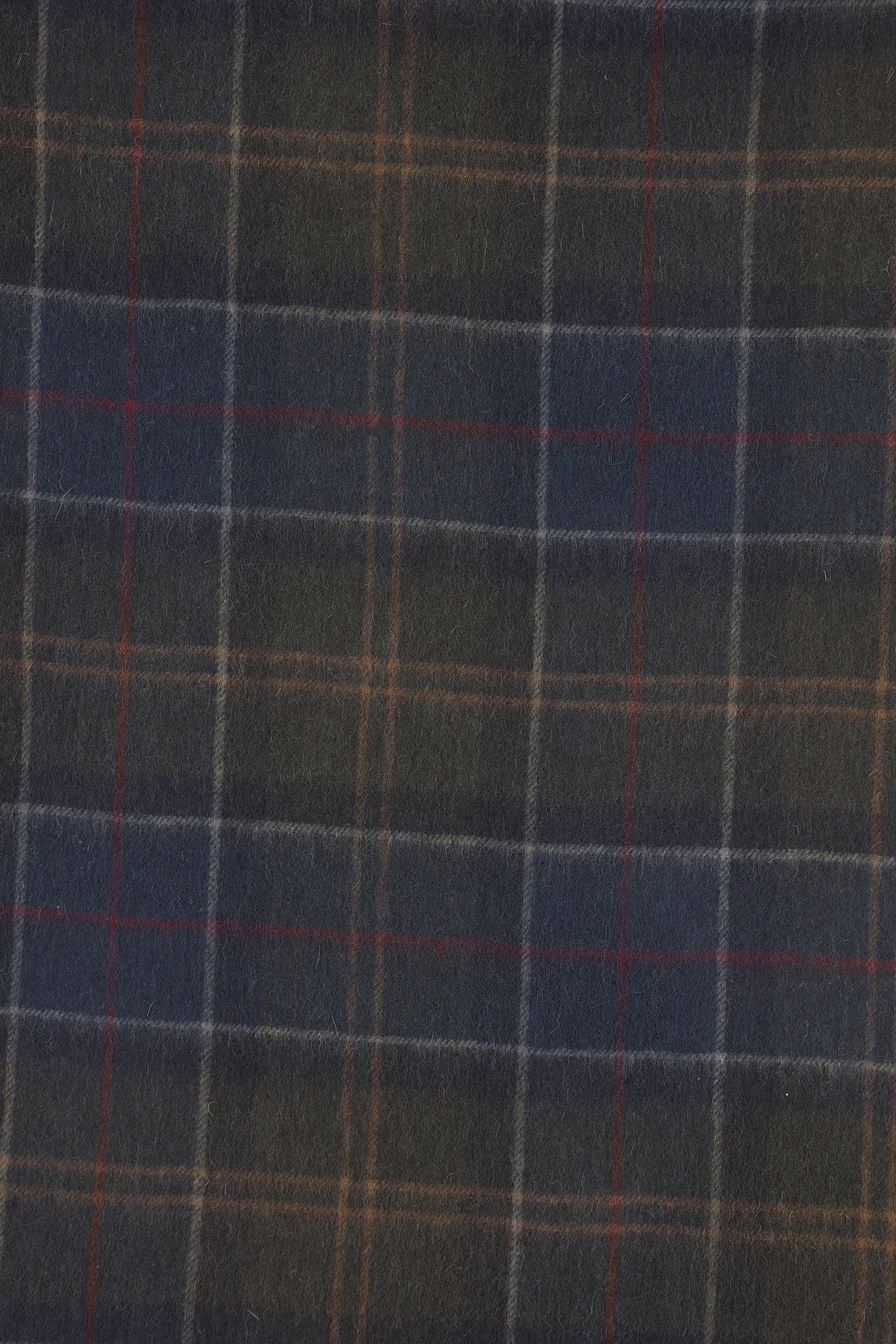 Sciarpa realizzata in lana. USC0386 USCTN43 BARBOUR 