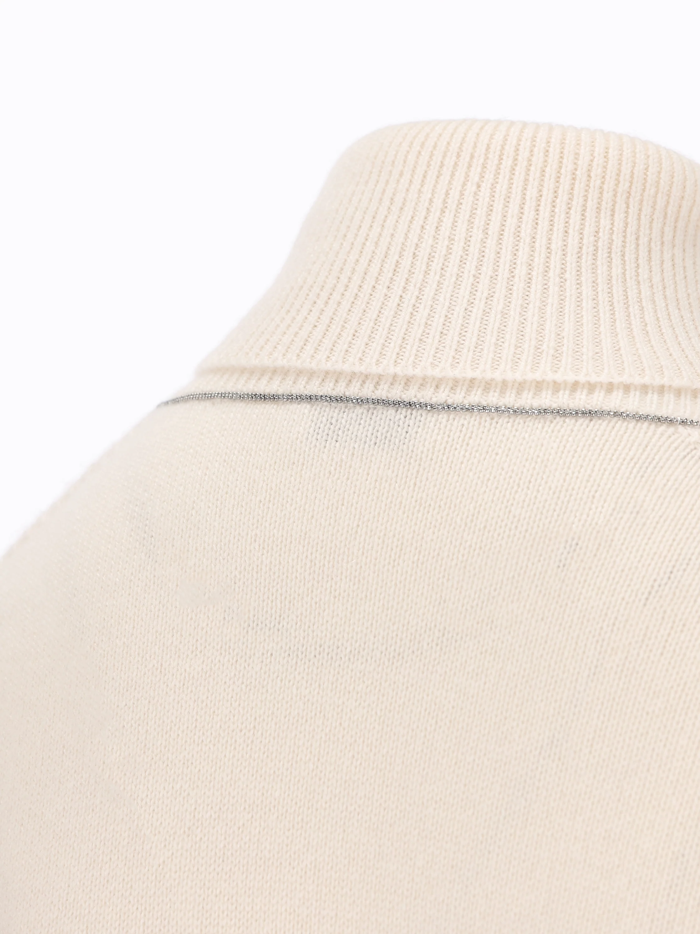 Maglia realizzata in cashmere. M12744403 C2832 BRUNELLO CUCINELLI 
