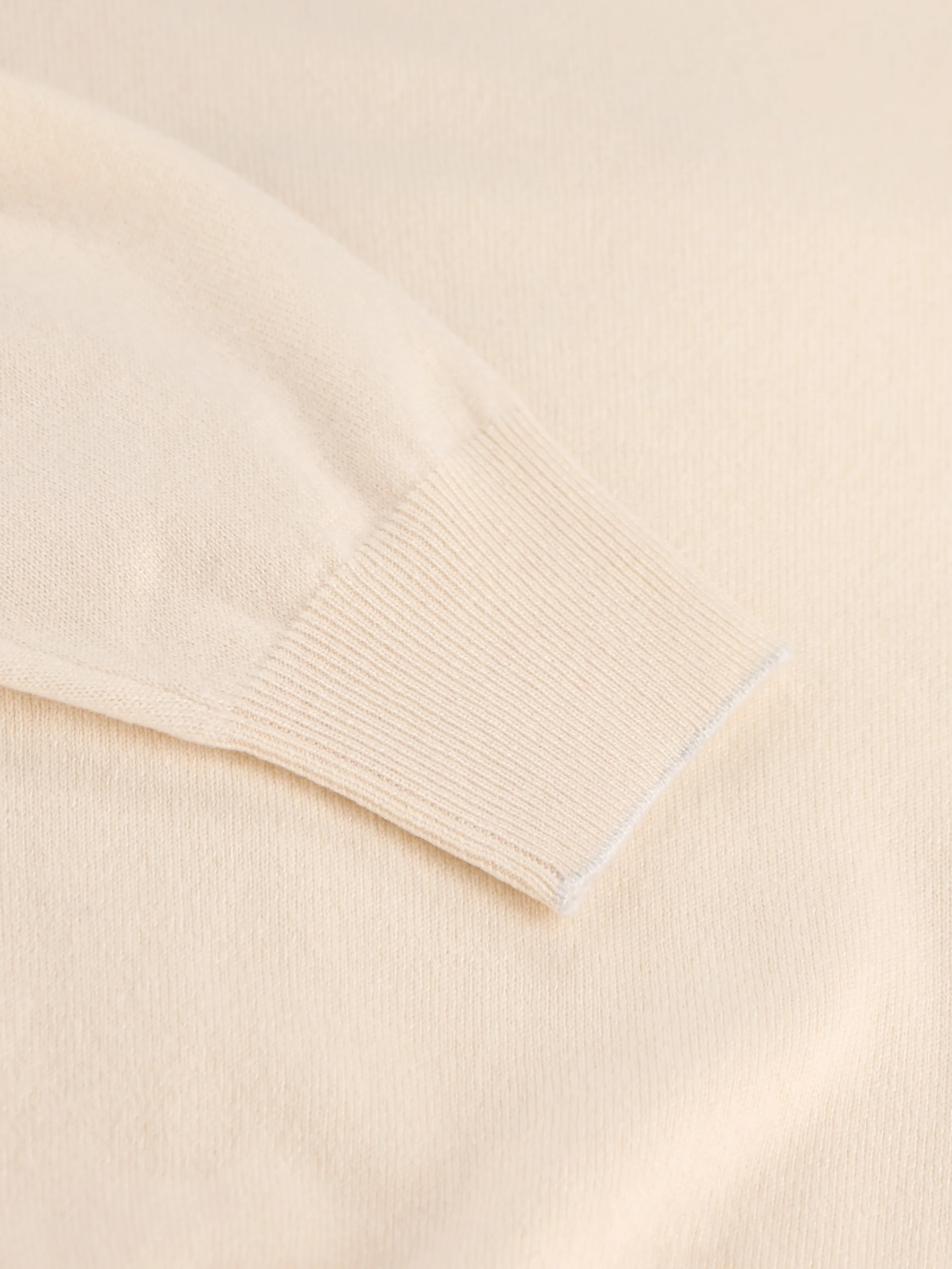 Maglia realizzata in cashmere. M2200103 CEP23 BRUNELLO CUCINELLI 