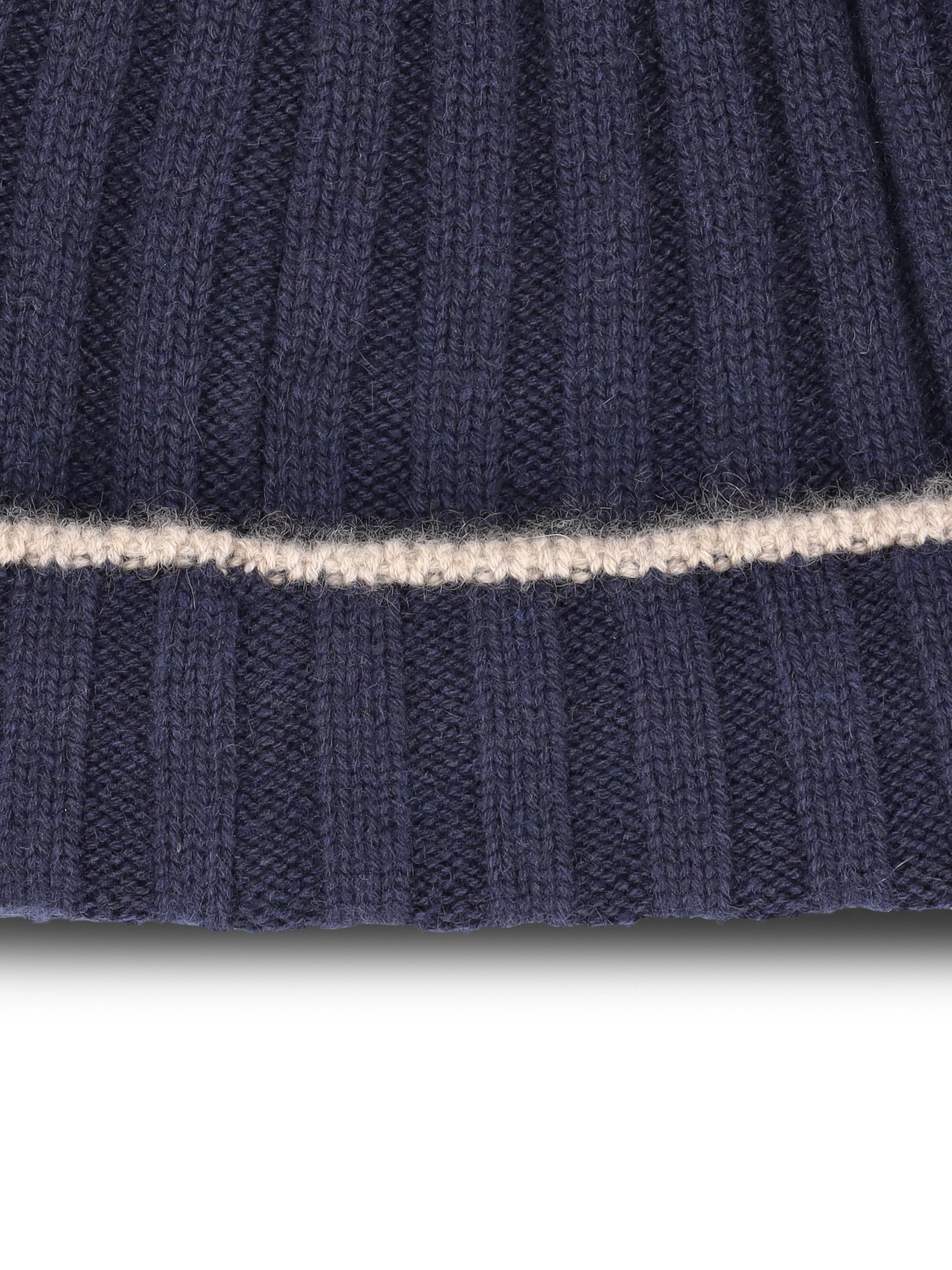 Berretto in cashmere. M2240900 CU715 BRUNELLO CUCINELLI 