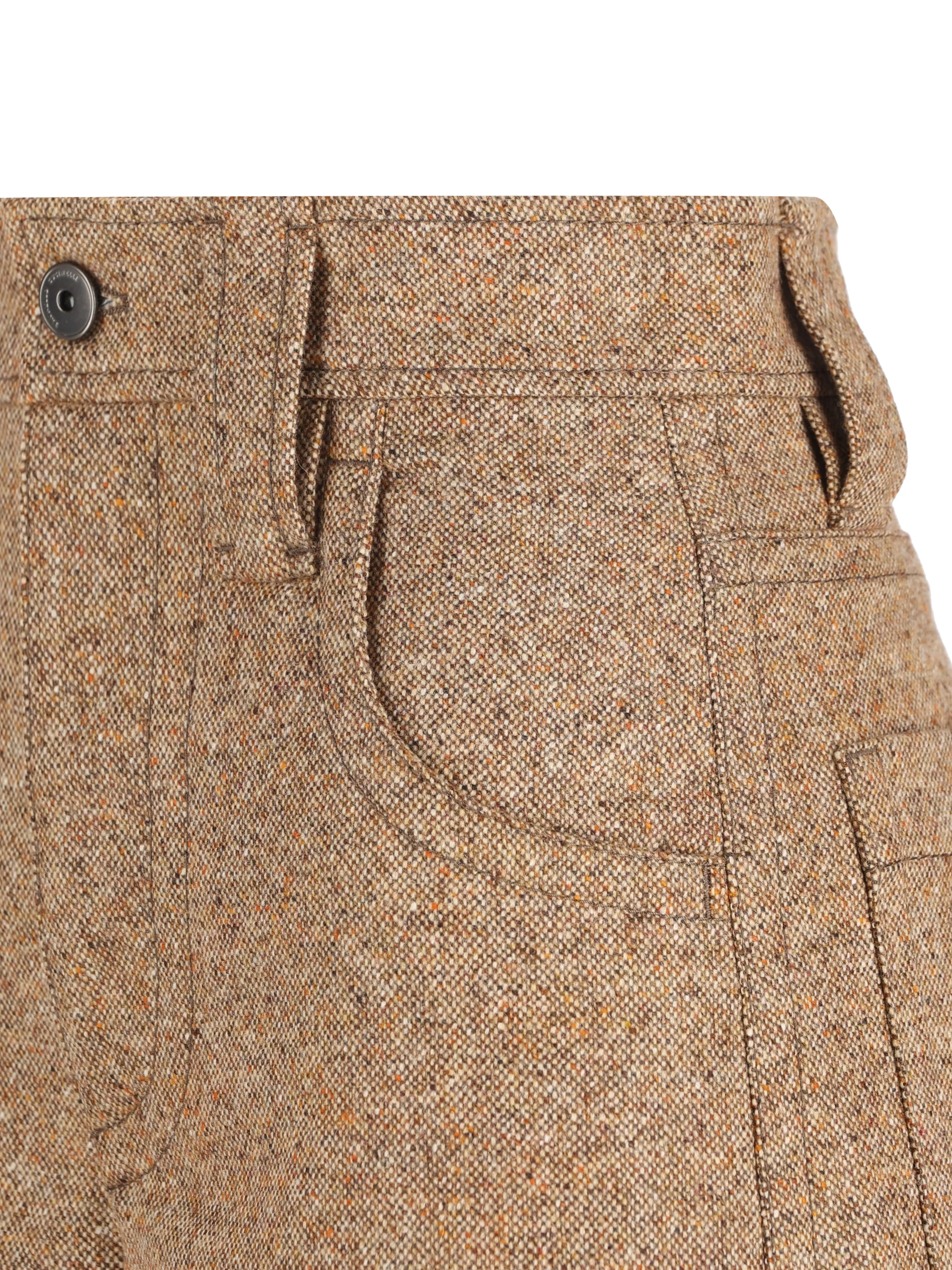 Pantaloni realizzati in lana vergine e poliammide. MD002P9353 C016 BRUNELLO CUCINELLI