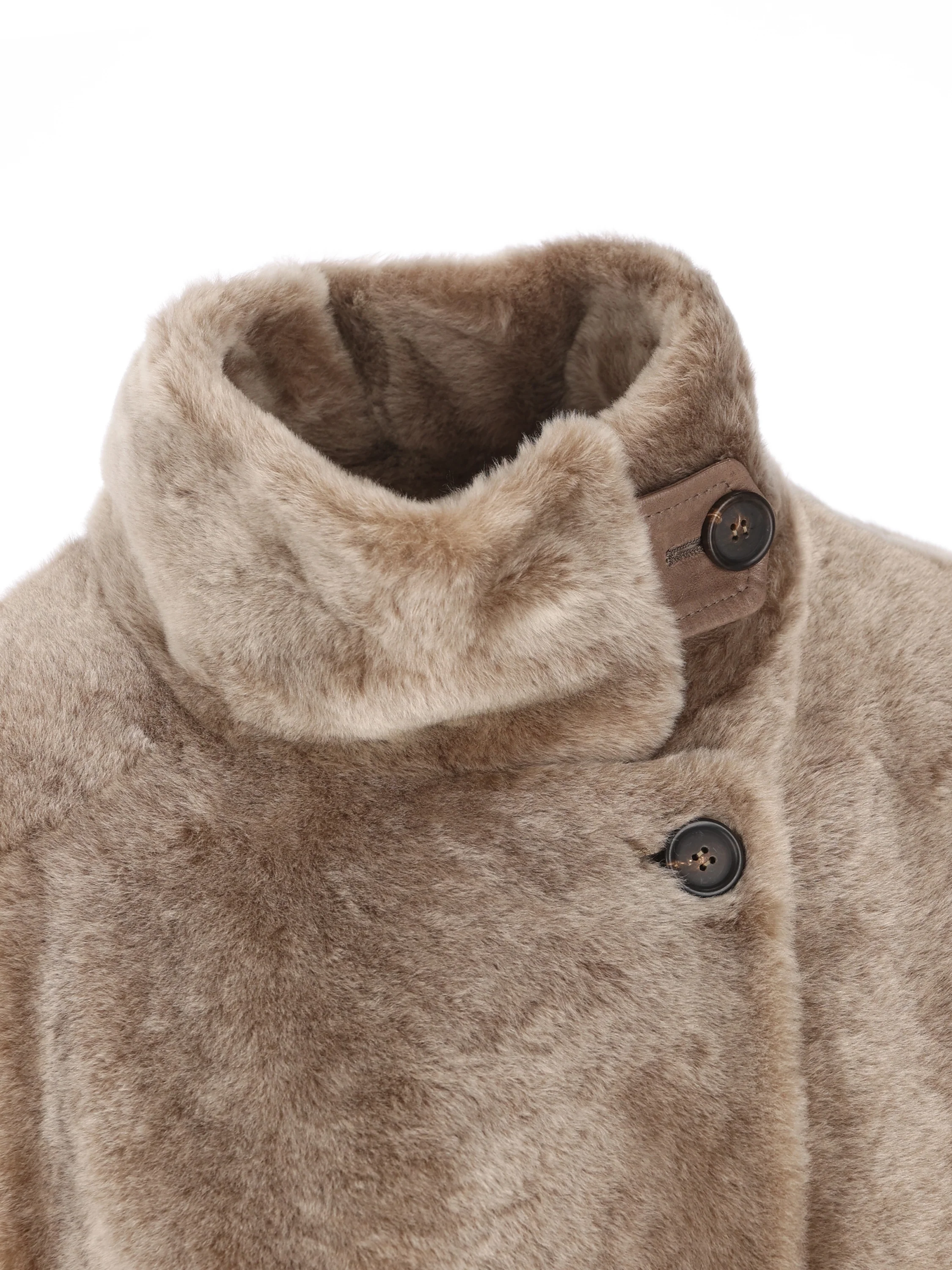 Cappotto realizzato in pelliccia. MPMRA9794 C9807 BRUNELLO CUCINELLI 