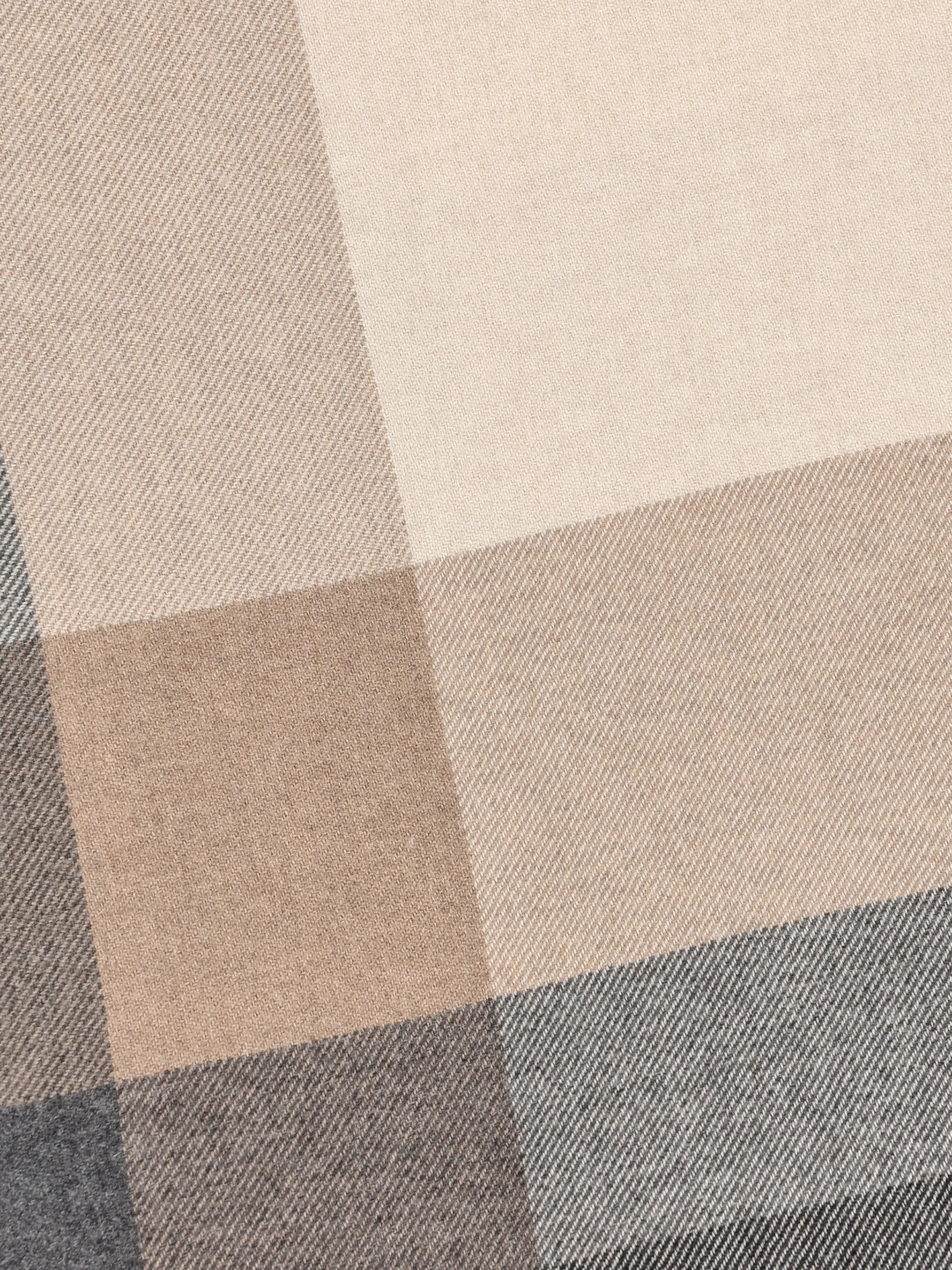 Sciarpa in lana e cashmere. MSC666AG CM872 BRUNELLO CUCINELLI
