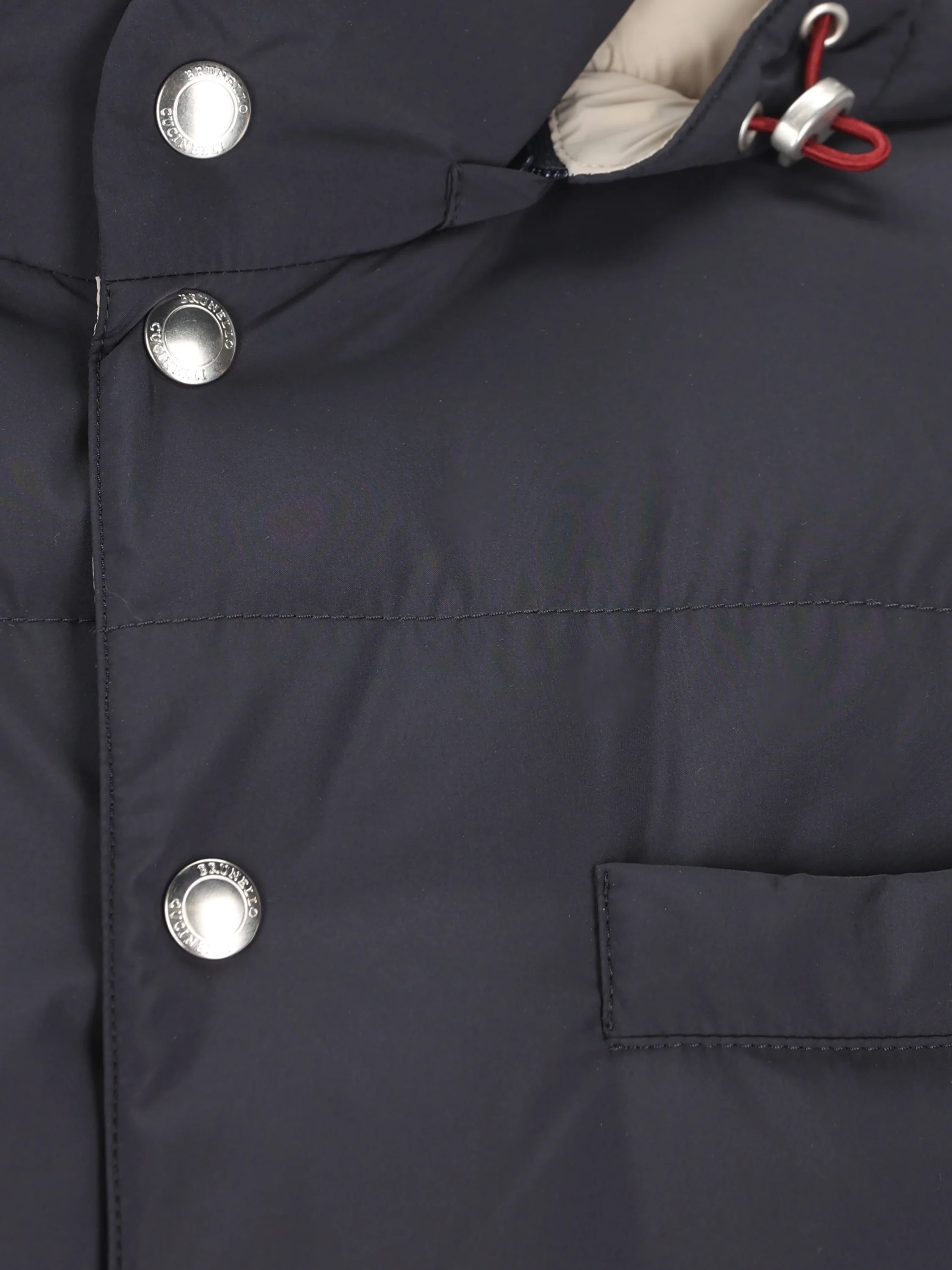 Gilet realizzato in poliestere. MV4081628 CIX44 BRUNELLO CUCINELLI 