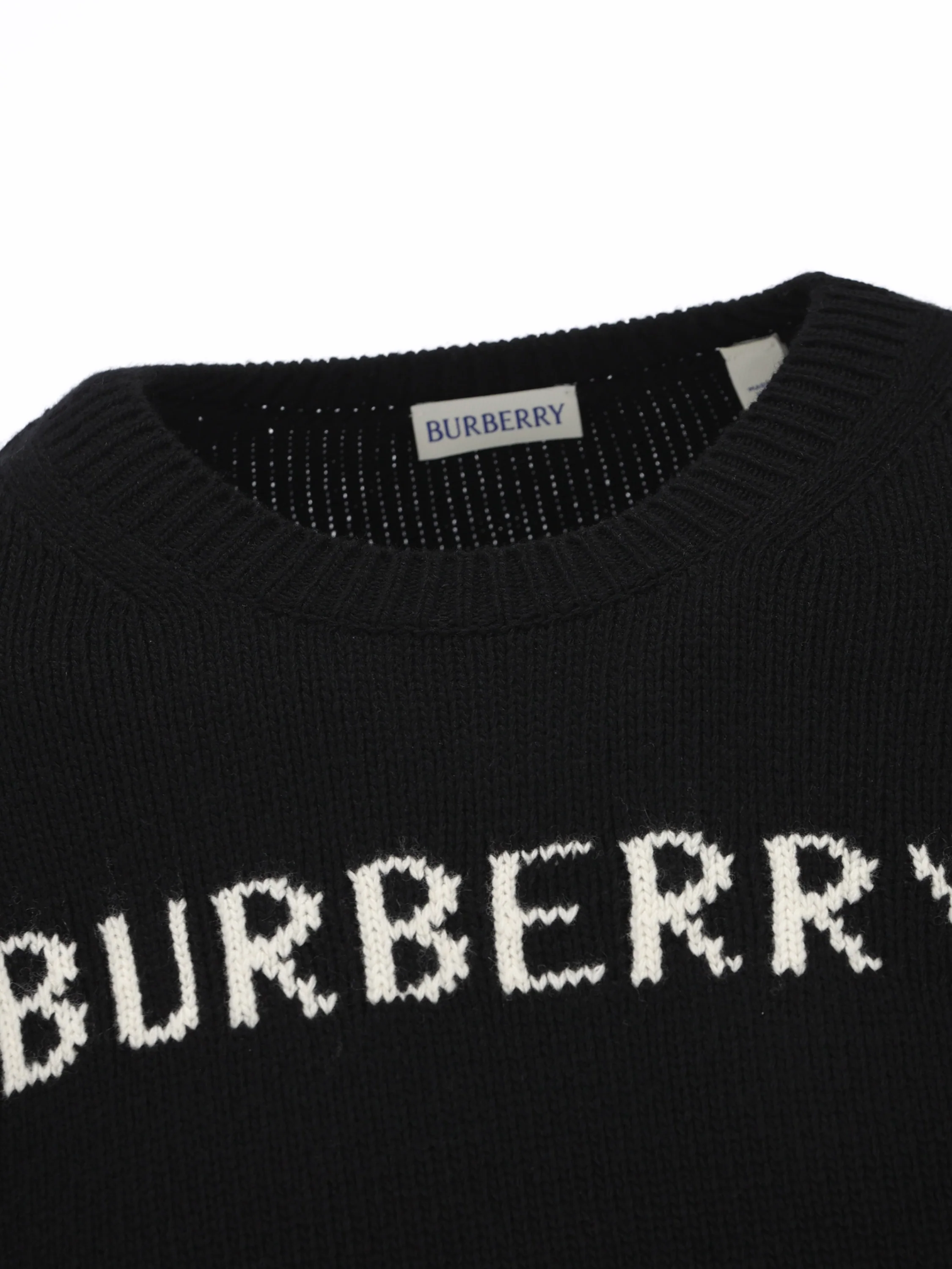 Maglia realizzata in lana e cashmere. 8101952 A1189 BURBERRY 