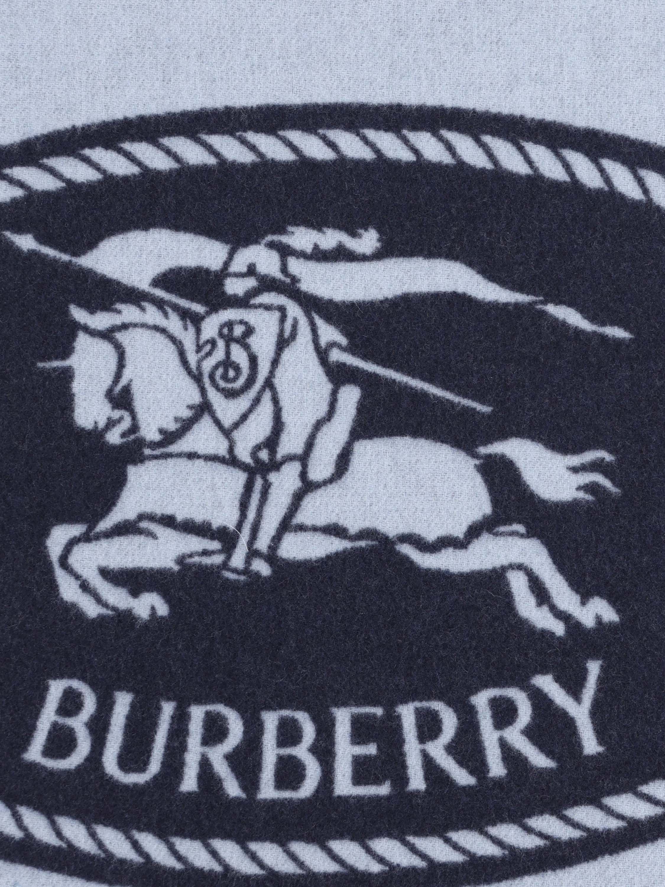 Sciarpa reversibile Burberry con Knight Stamp 8130404 C6384 BURBERRY