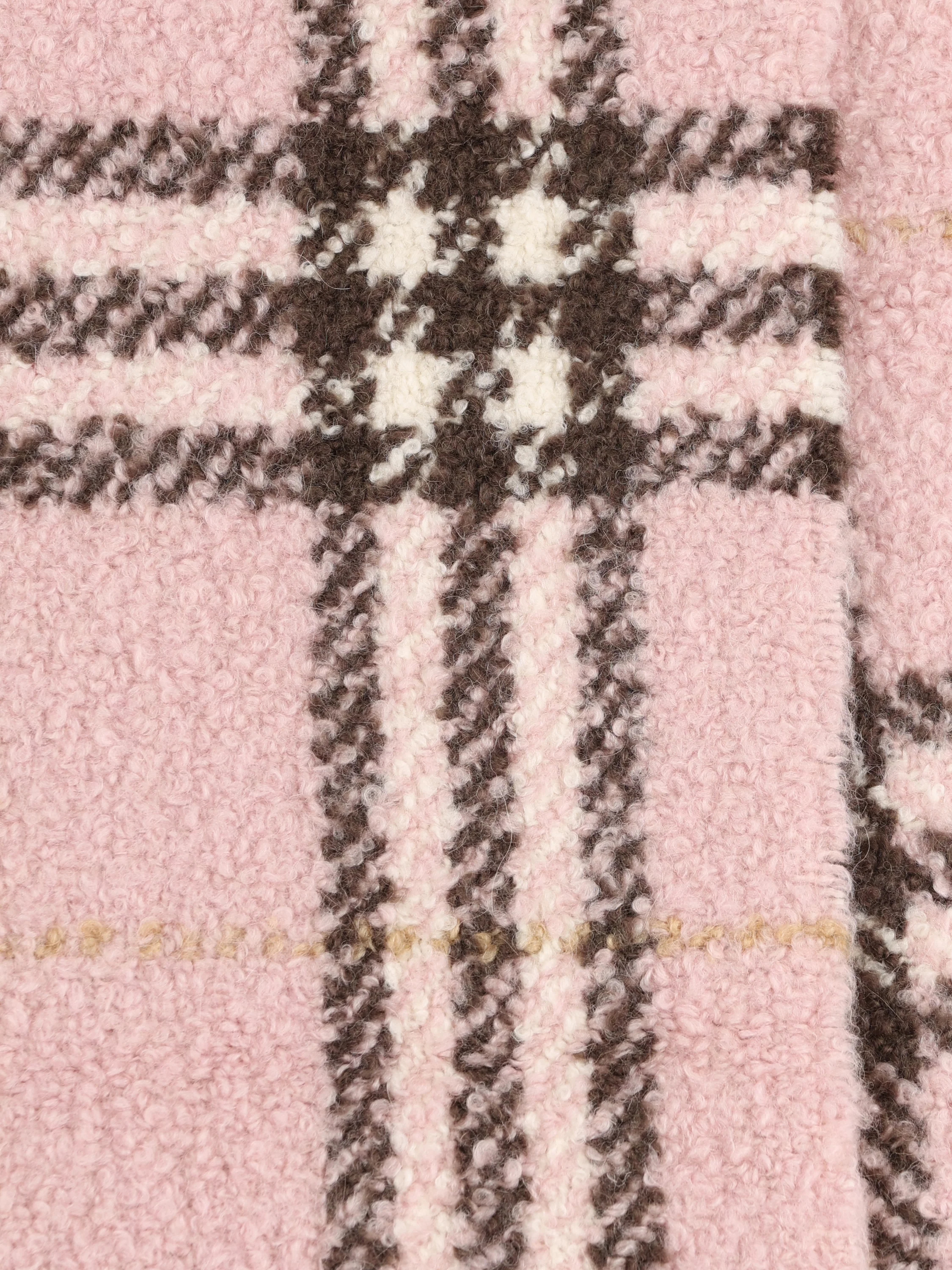 Sciarpa realizzata in lana e alpaca. 8130478 C3652 BURBERRY