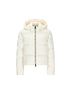 Piumino realizzato in poliammide. 8131355 C6056 BURBERRY 