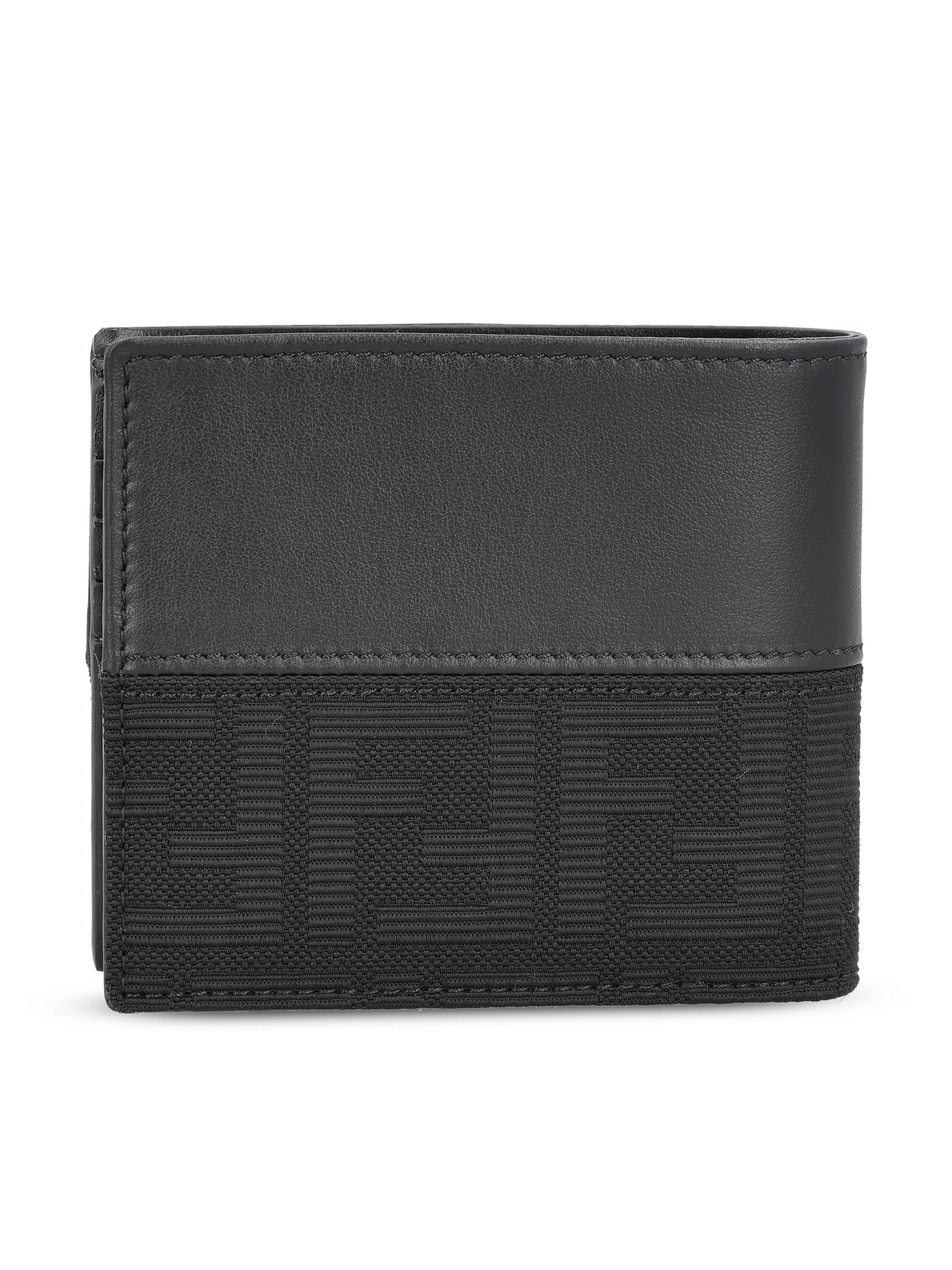 Portafoglio realizzato in jacquard. 7M0169 B139F0QA1 FENDI 