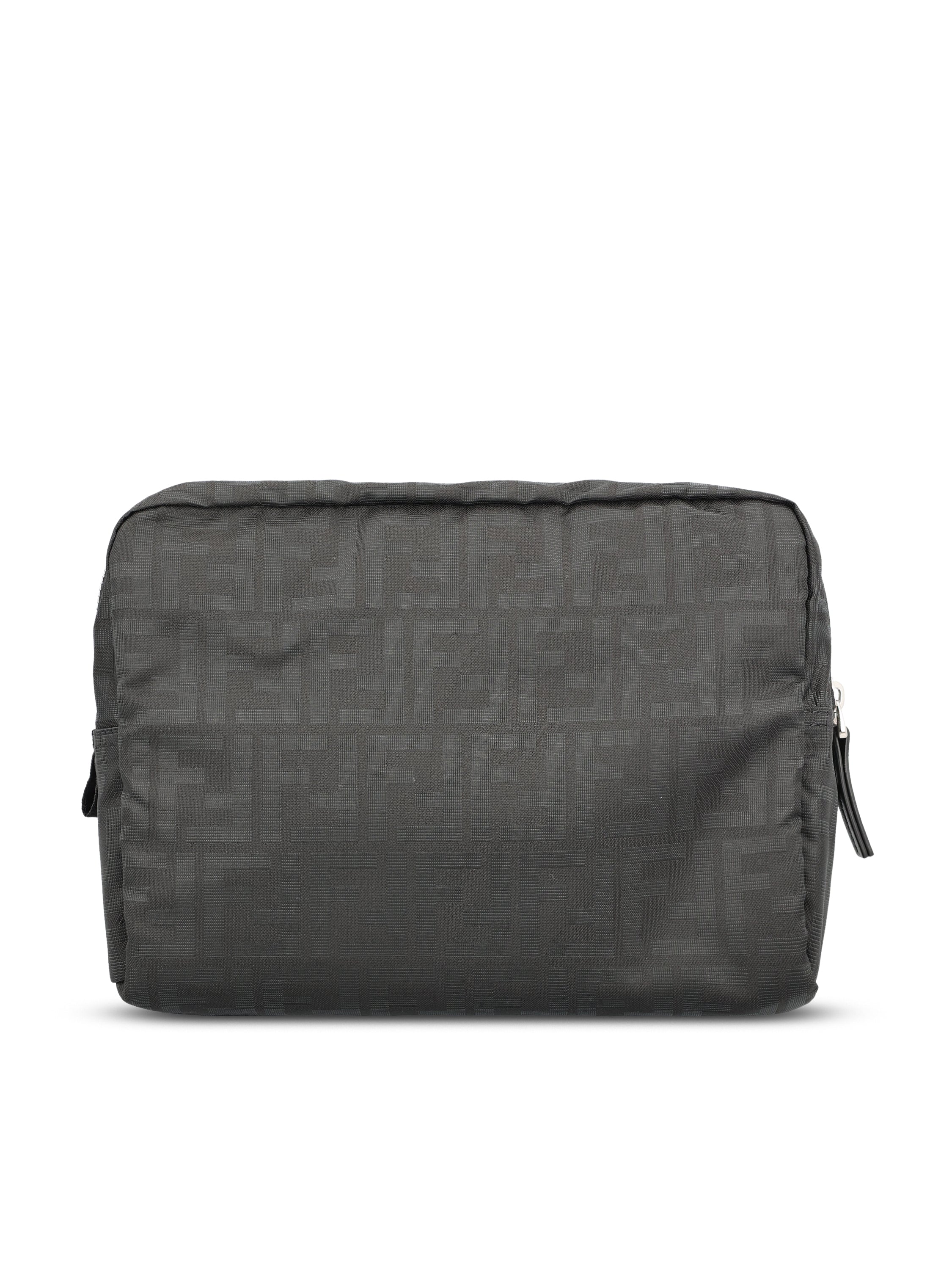 Pouch realizzata in poliestere. 8N0220 B1J2F0QA1 FENDI 