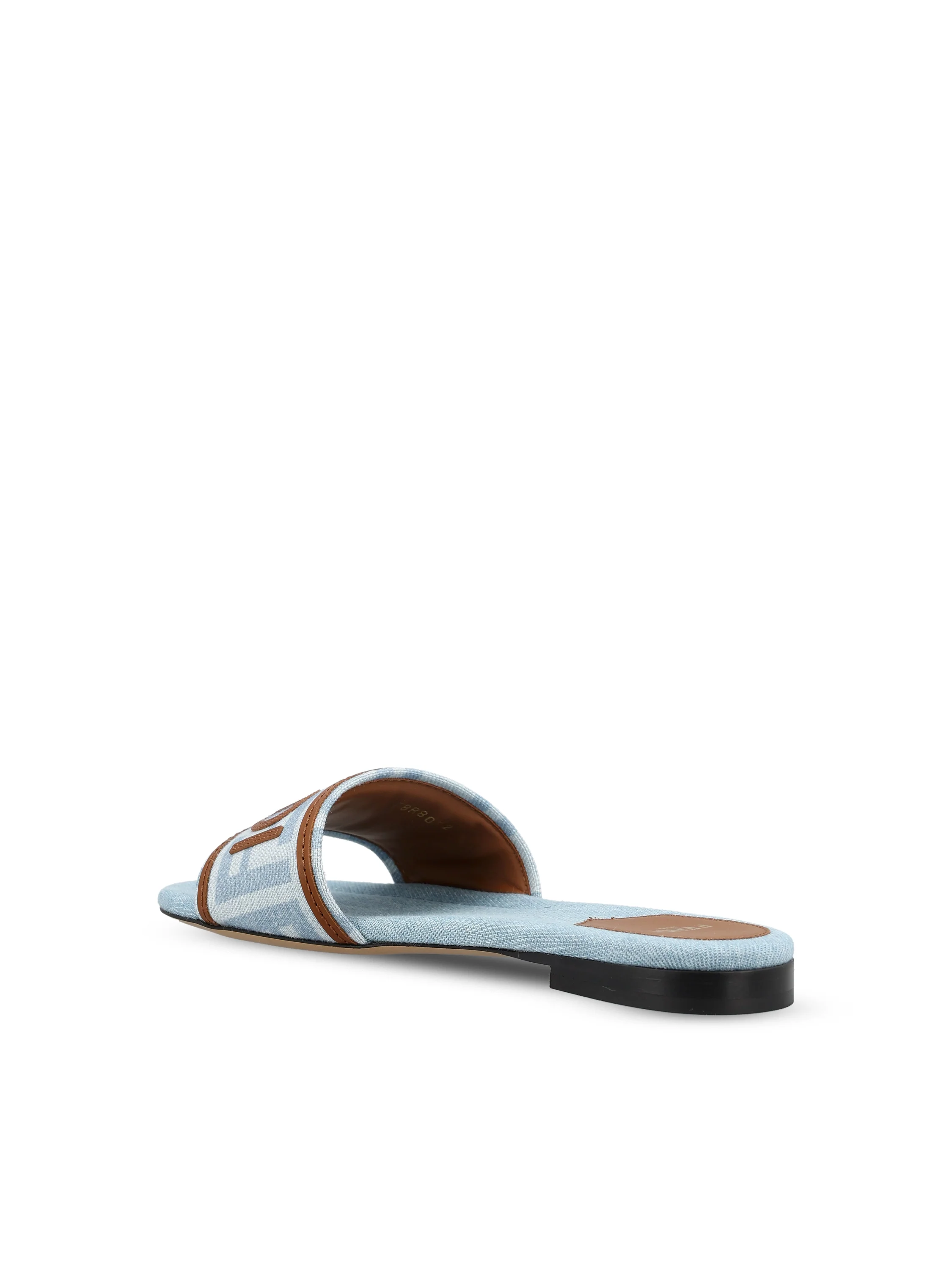 Slide realizzate in poliammide. 8R8092 AY2ZF1XIA FENDI 