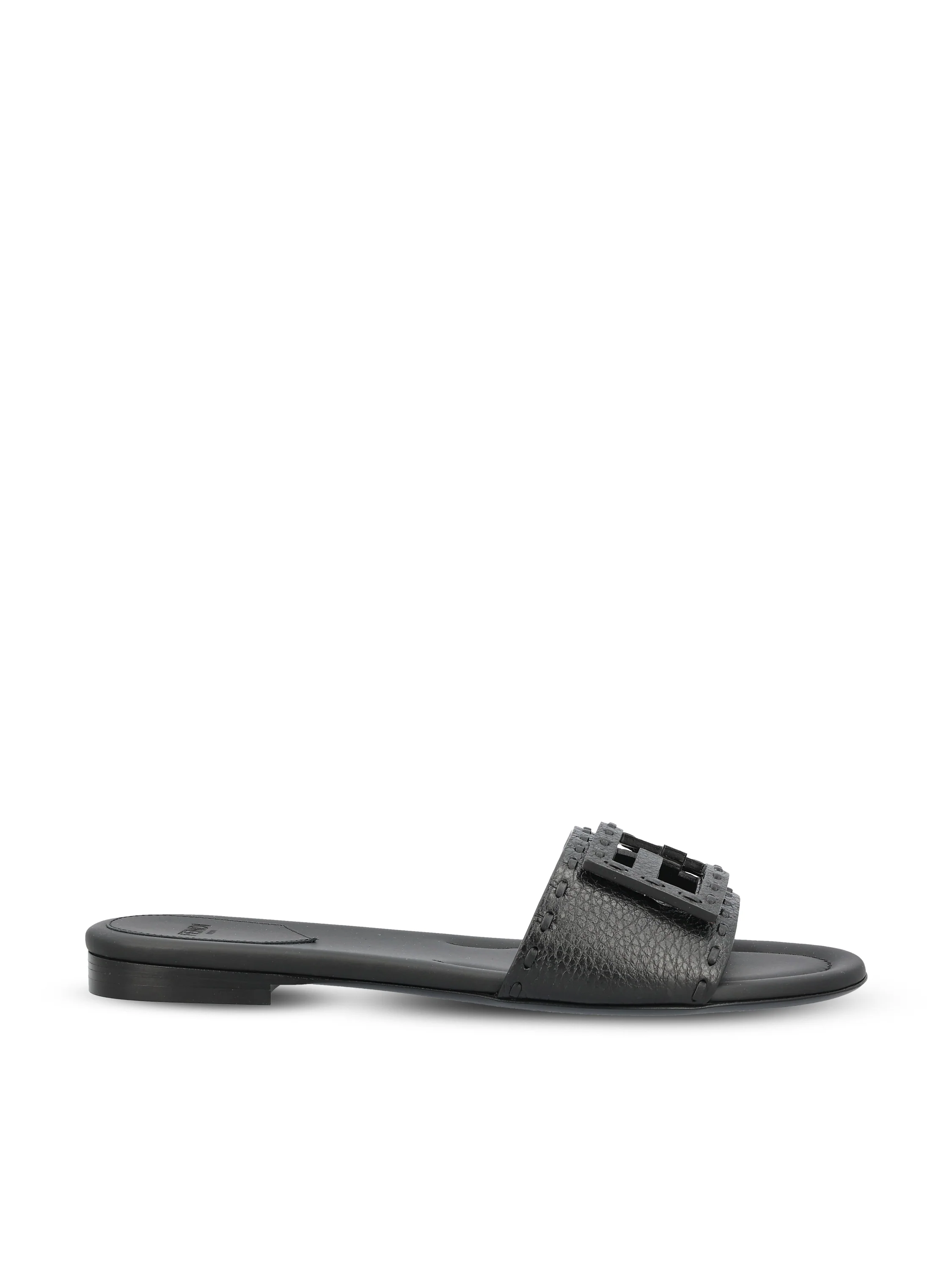 Slide realizzate in pelle. 8R8136 AQY2F0QA1 FENDI 