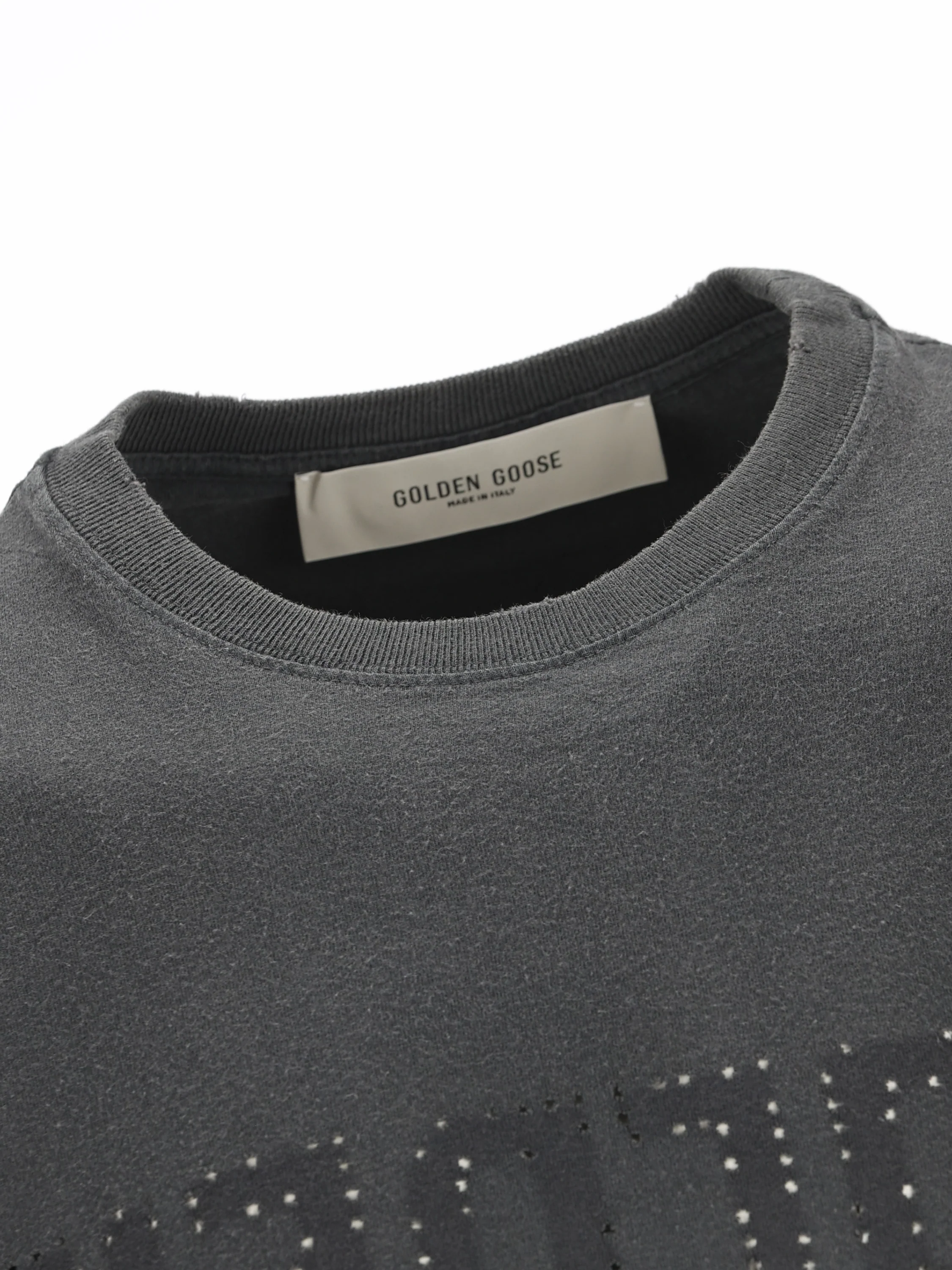 T-Shirt realizzata in cotone. GMP01220 P00067160318 GOLDEN GOOSE 