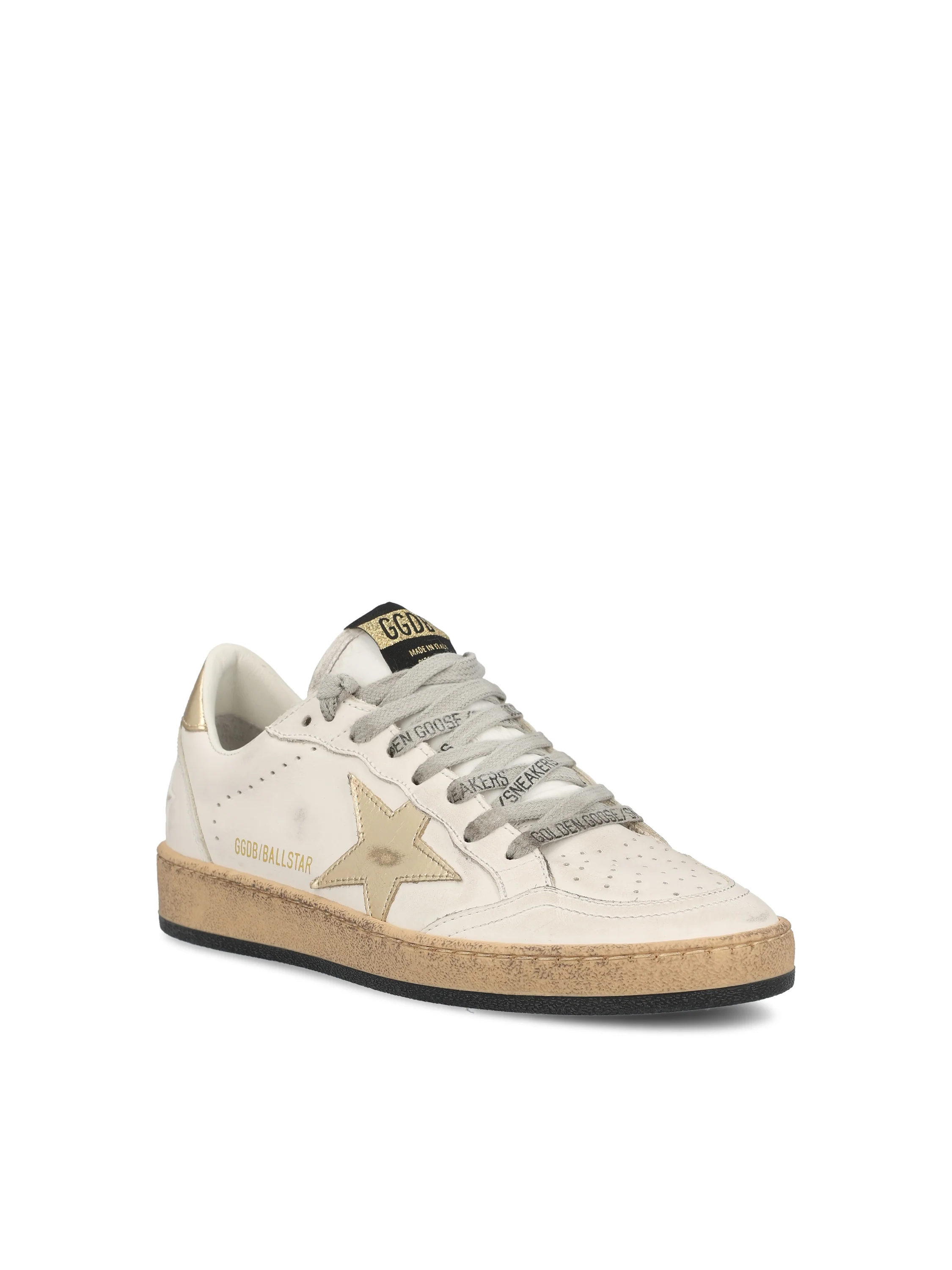 Sneakers realizzate in pelle. GWF00117 F00078380608 GOLDEN GOOSE