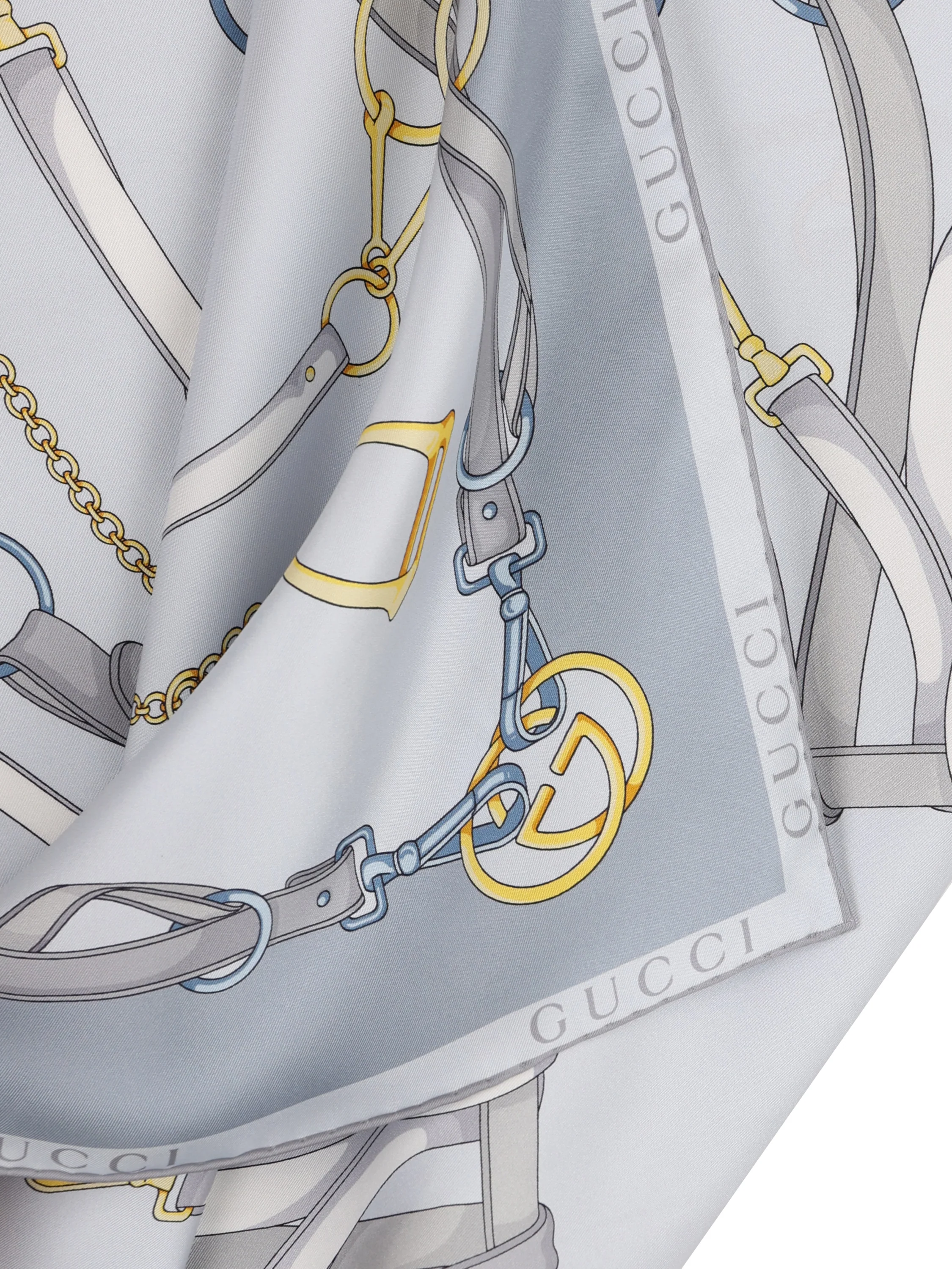 Carré realizzato in seta. 868465 3G0011863 GUCCI