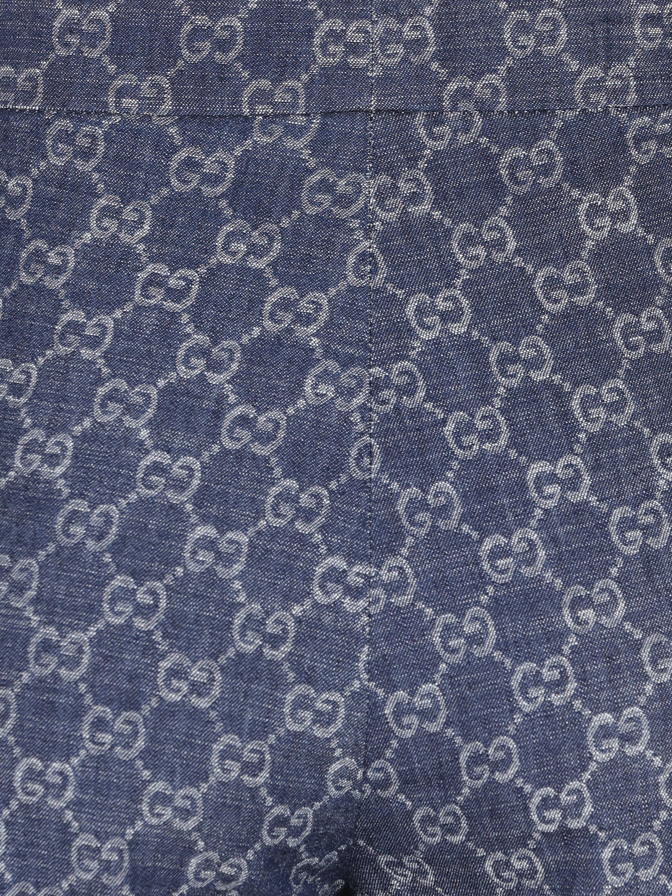 Pantaloni realizzati in denim. 875442 XDDG34011 GUCCI