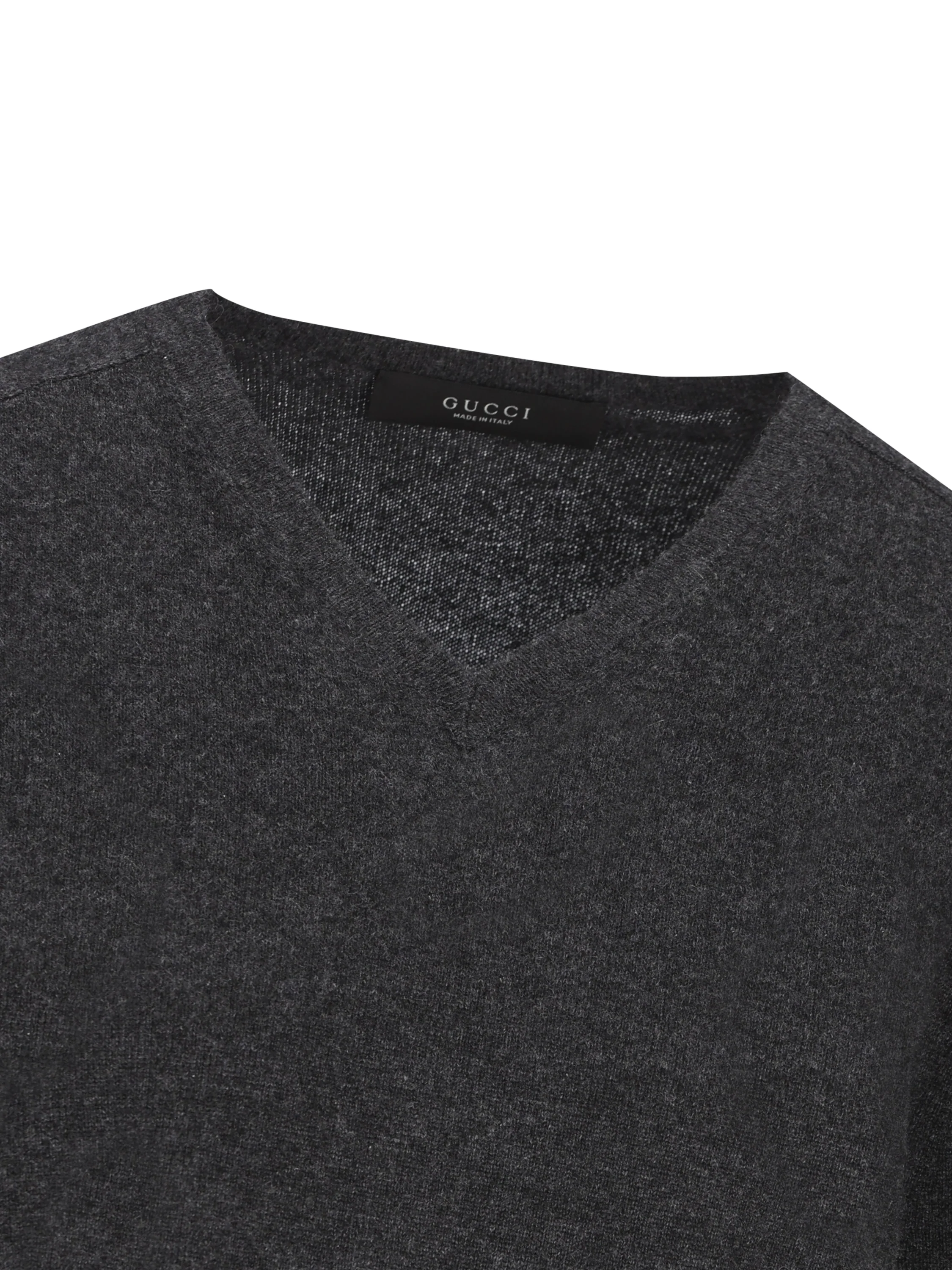 Maglia realizzata in cashmere. A008CU XKFUT1220 GUCCI 