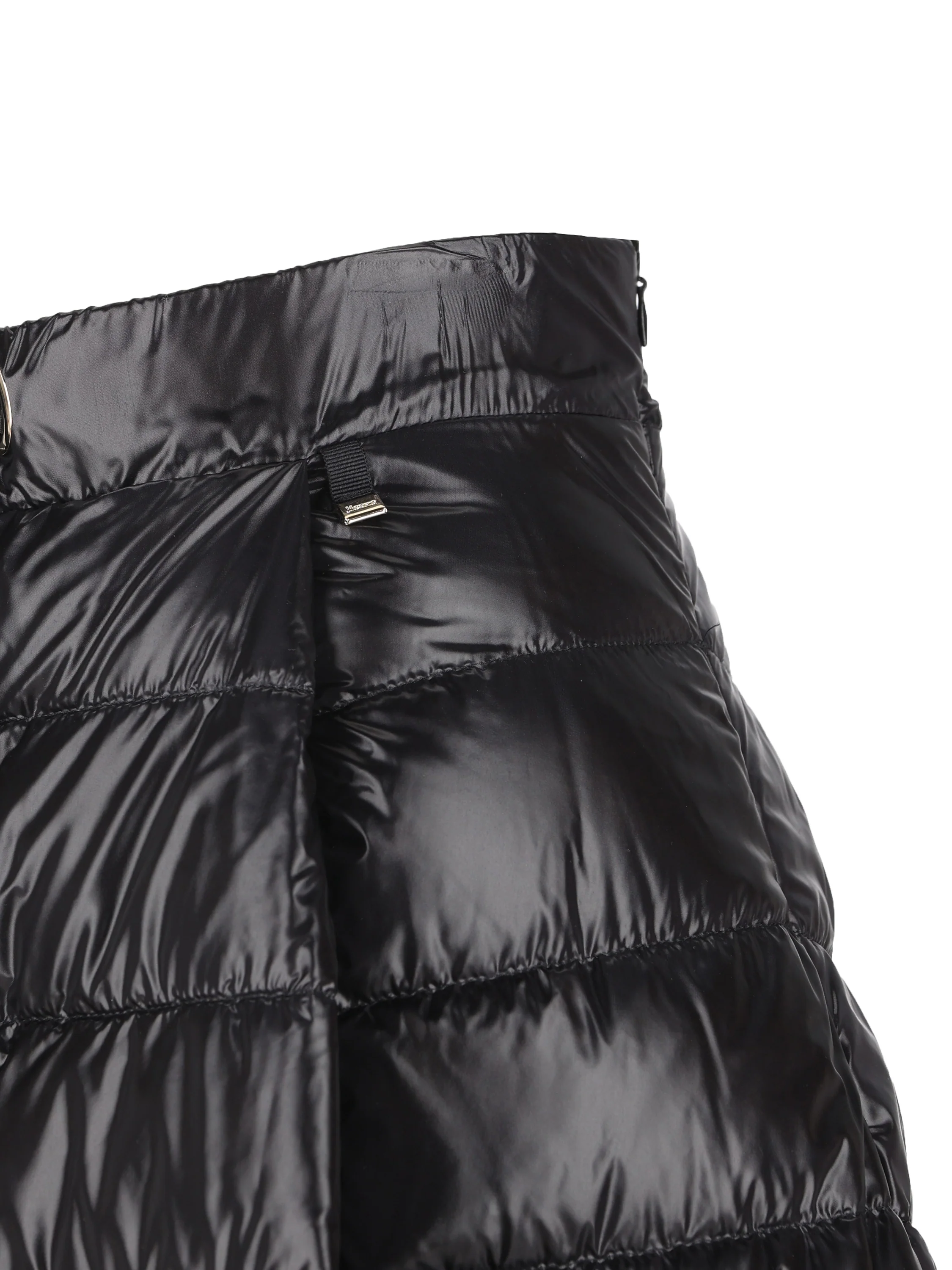 Gonna realizzata in nylon. GP000002D 12017Z9300 HERNO