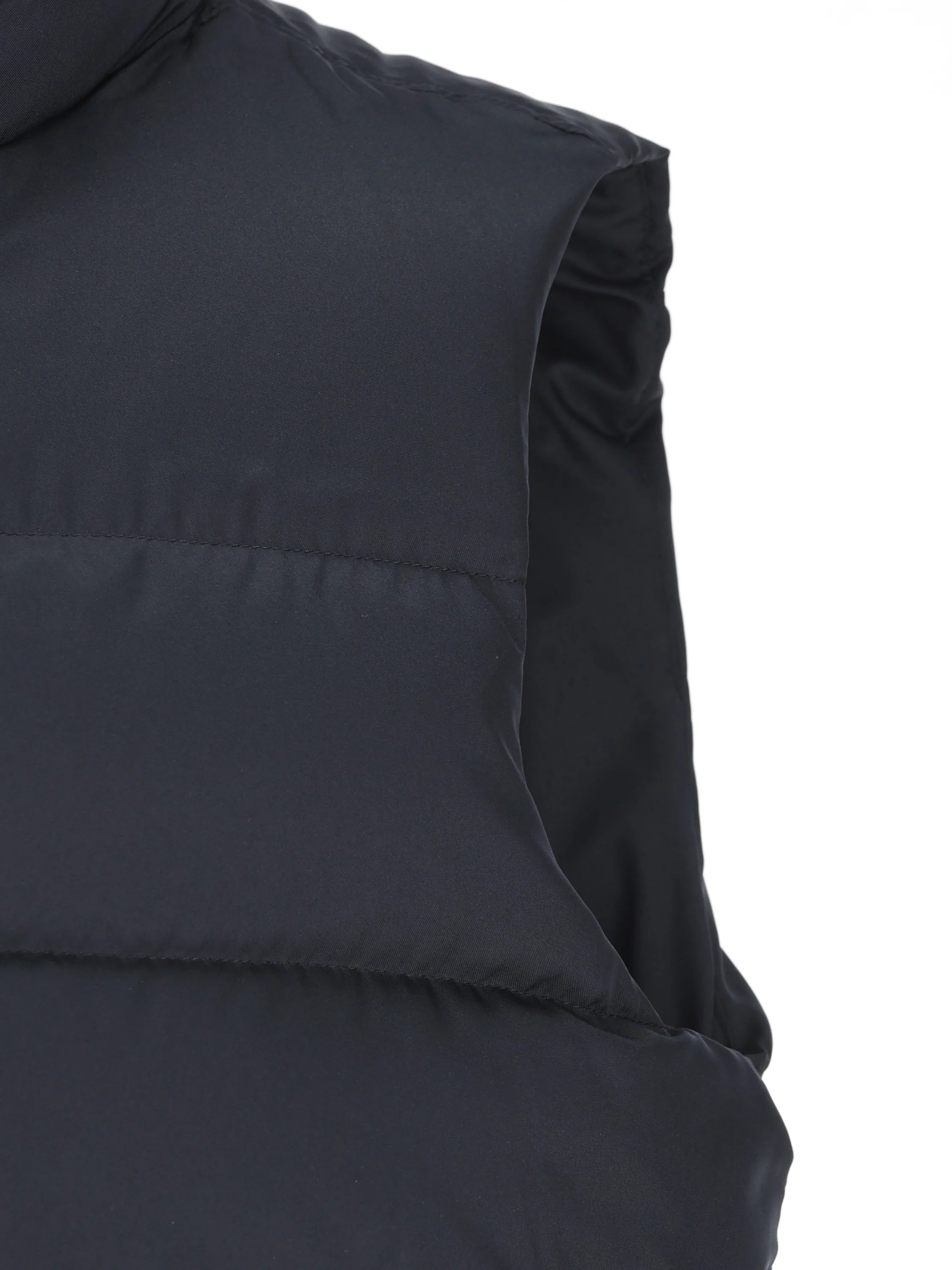 Gilet realizzato in poliestere. PI001267U PI001267U9200 HERNO 