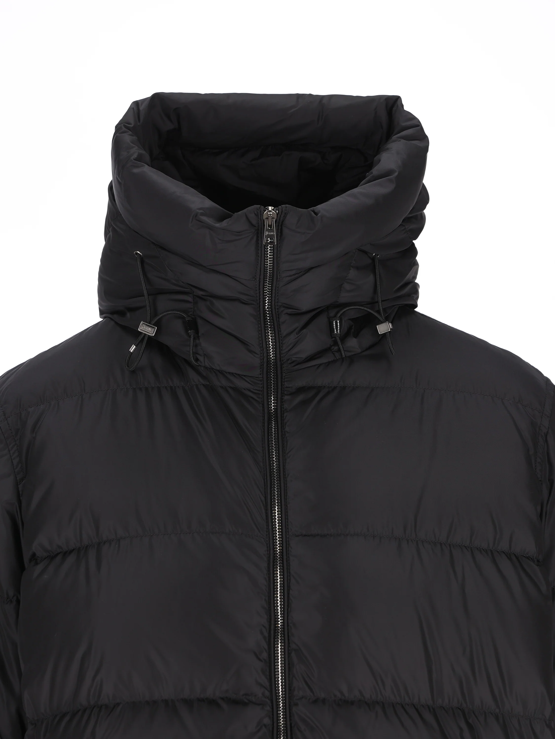 Piumino realizzato in poliestere. PI001390U 129189300 HERNO 