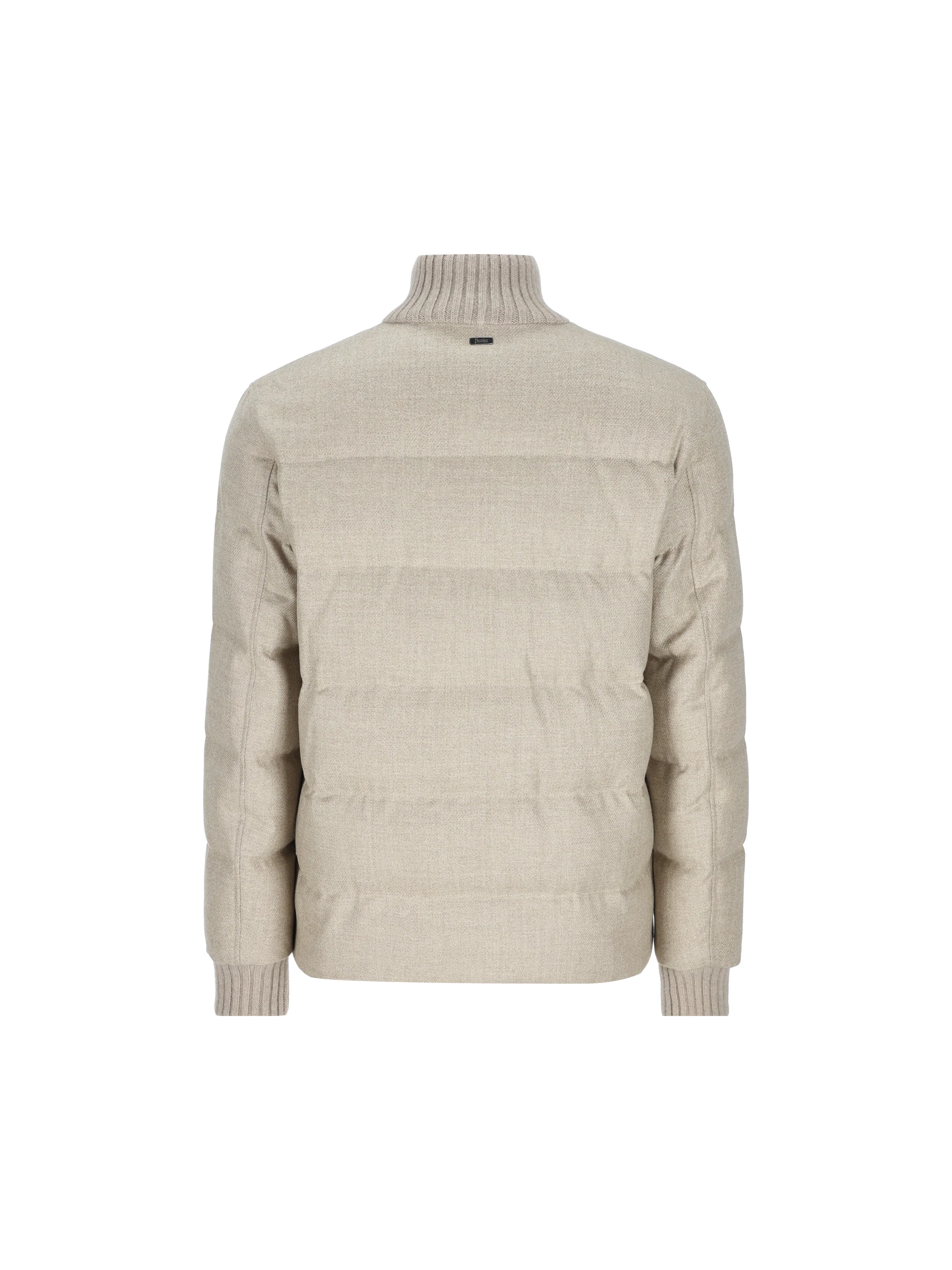 Giacca realizzata in lana vergine PI001412U 334661986 HERNO 