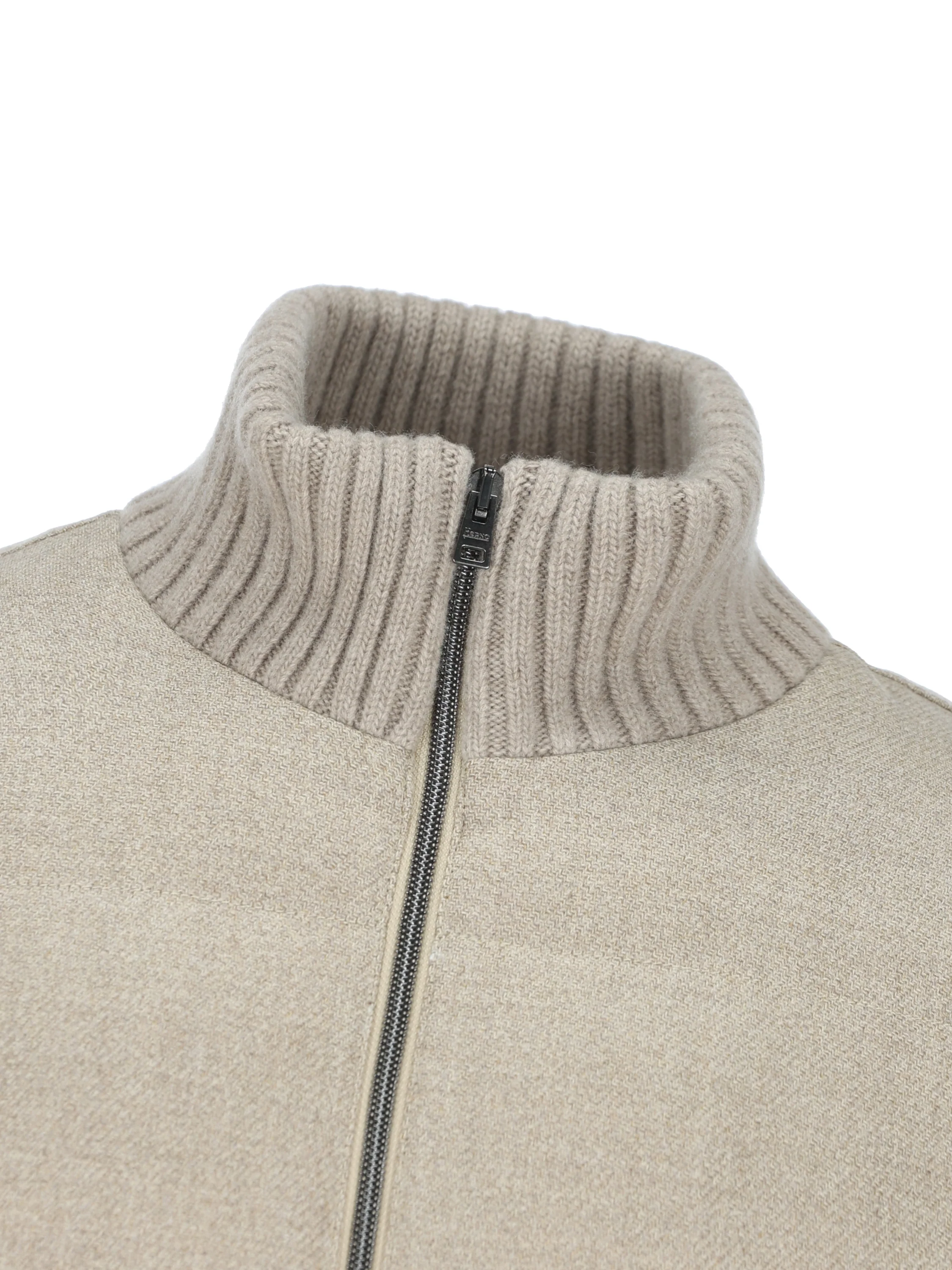 Giacca realizzata in lana vergine PI001412U 334661986 HERNO 