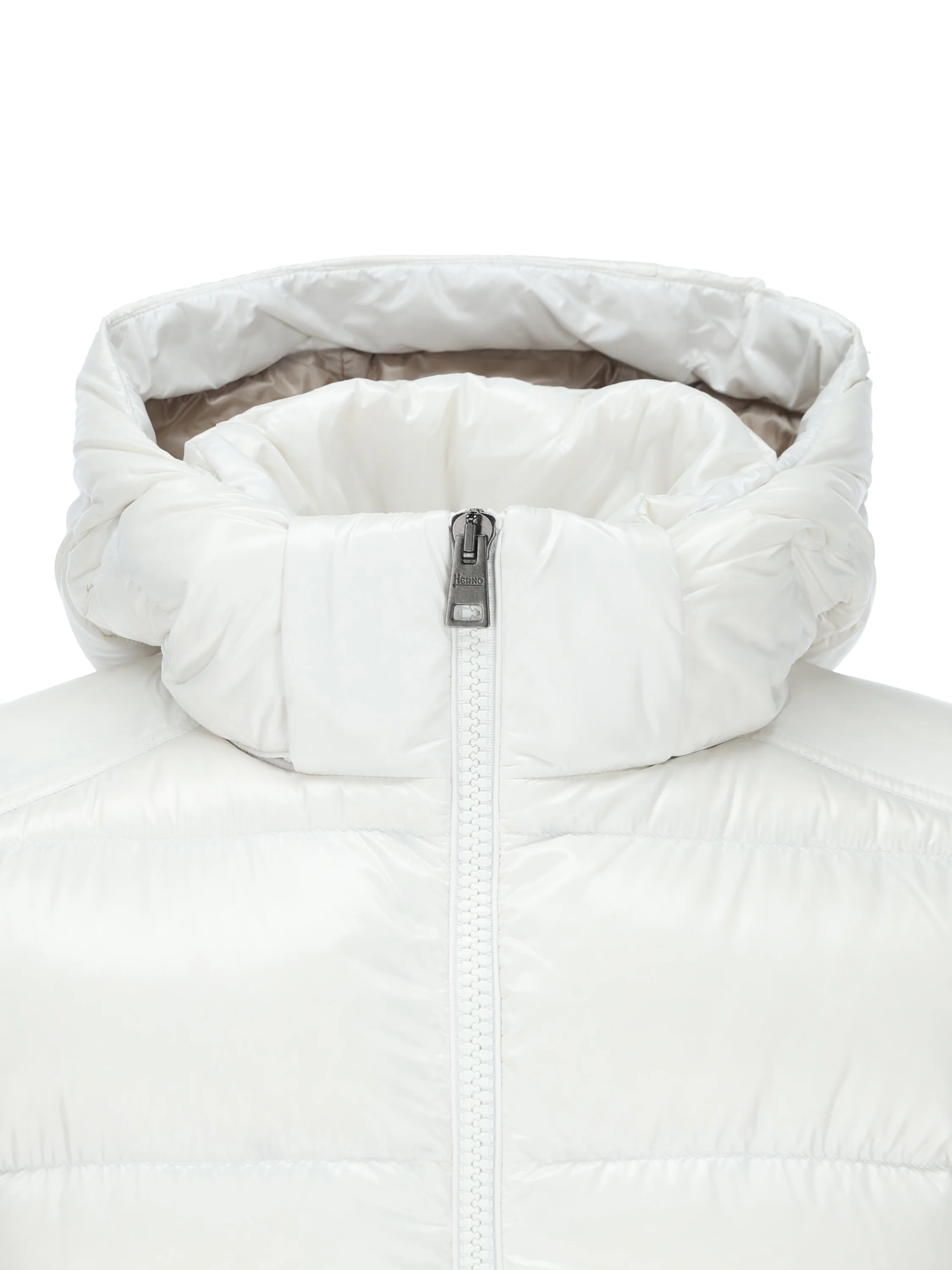 Piumino realizzato in poliammide. PI001416U 129731000 HERNO 