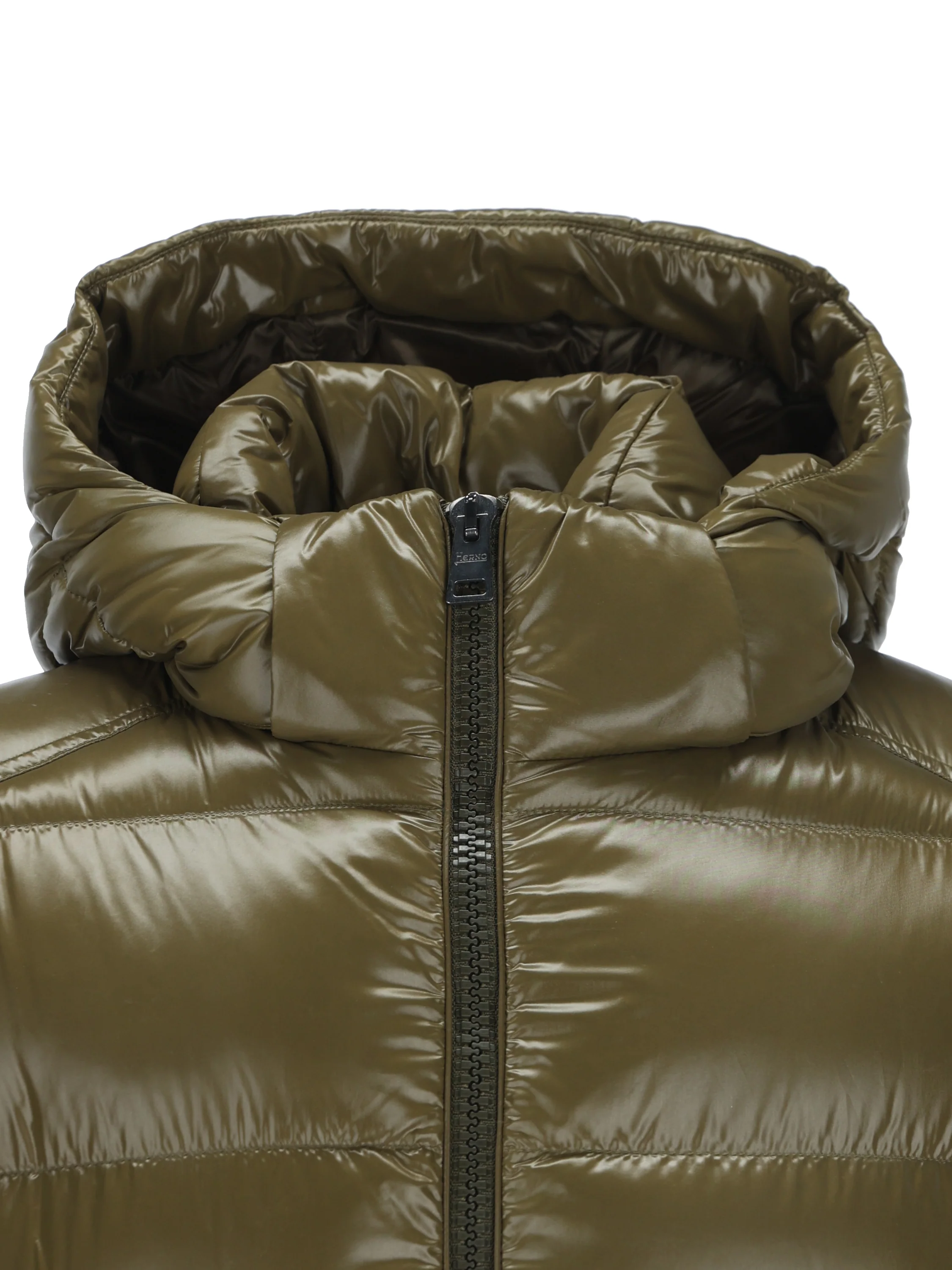 Piumino realizzato in poliammide. PI001416U 129737740 HERNO 