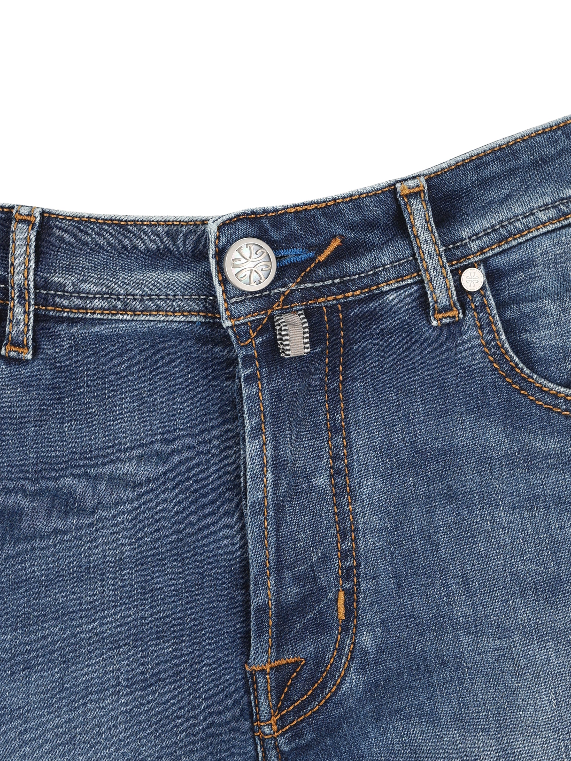 Jeans realizzati in cotone. QM004055 P3621V2 JACOB COHËN 