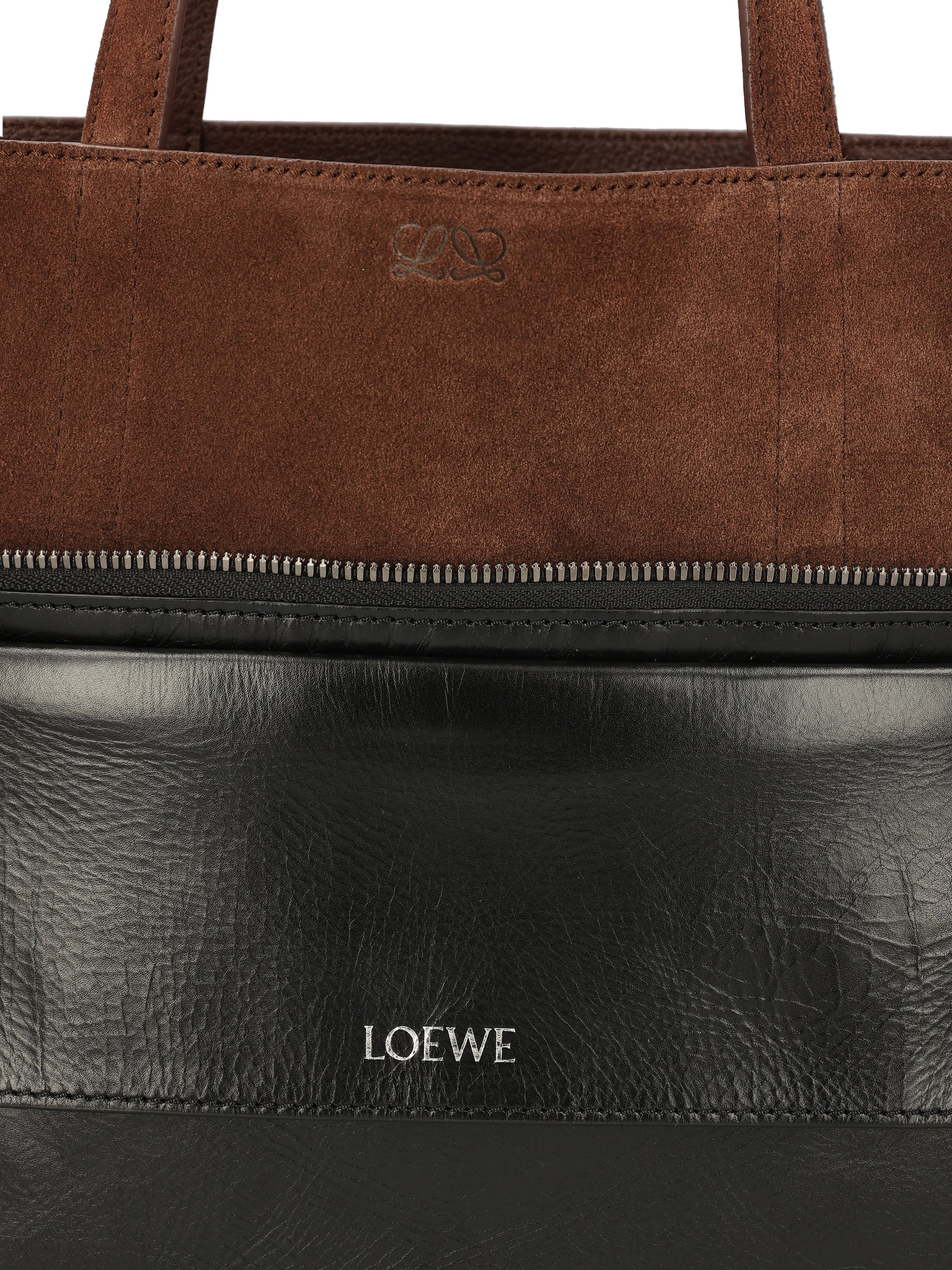 Borsa realizzata in pelle di vitello. BINOTOSX01 0134 LOEWE