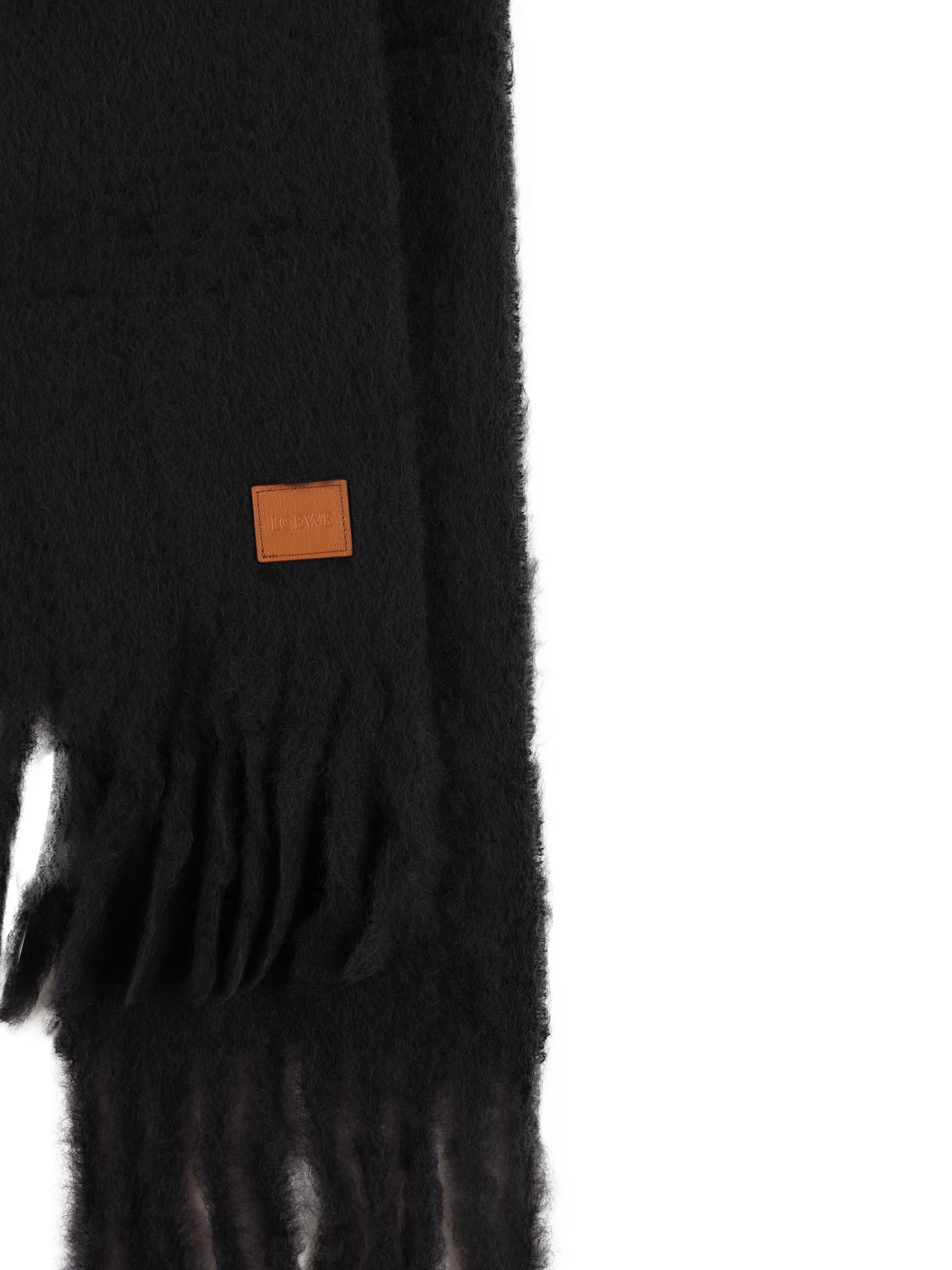 Sciarpa realizzata in mohair e lana. FSA6SS1X05 1100 LOEWE