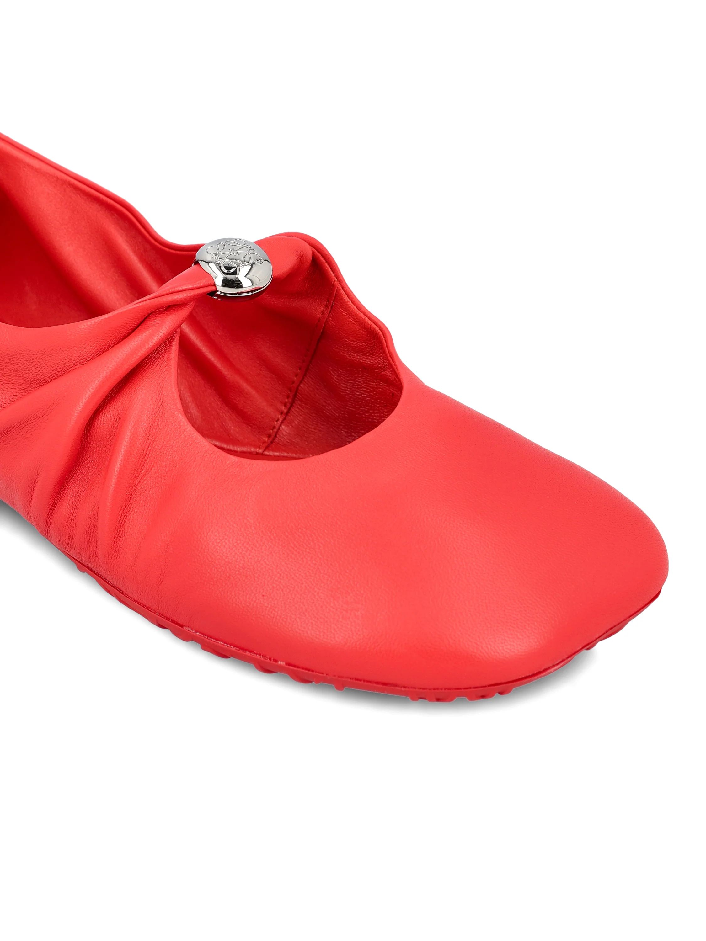 Ballerine in morbida nappa di agnello. L815466X46 7100 LOEWE